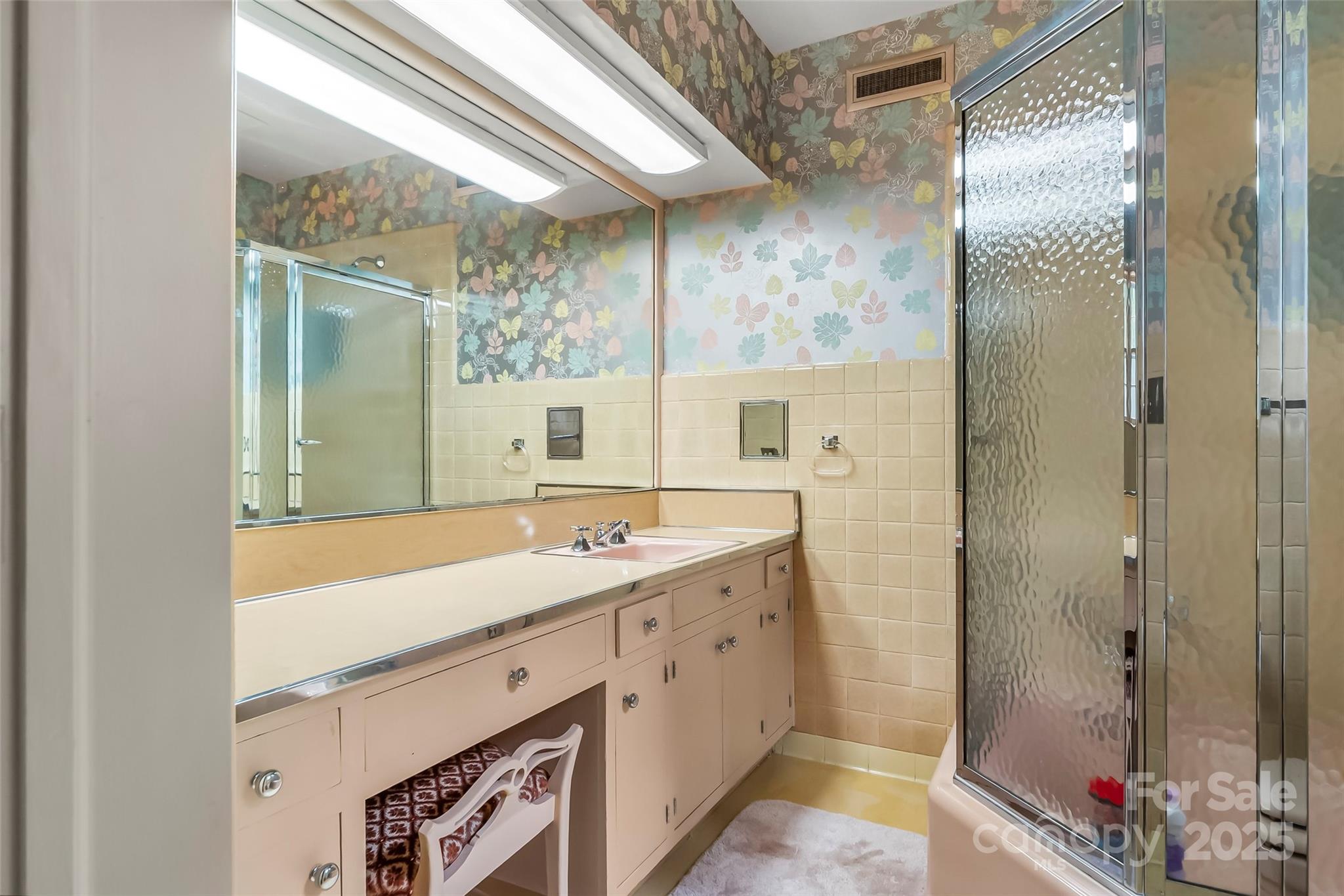 301 Louise Avenue NE — Valdese