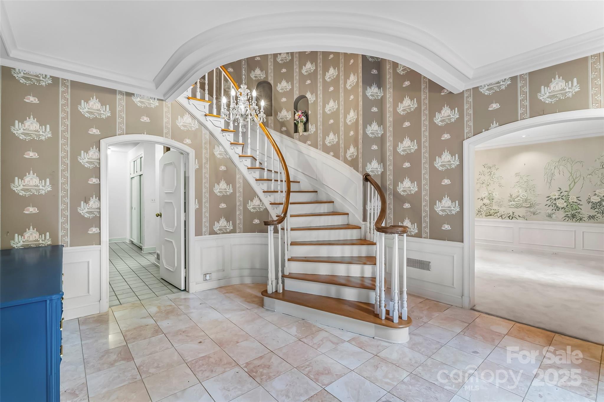 301 Louise Avenue NE — Valdese