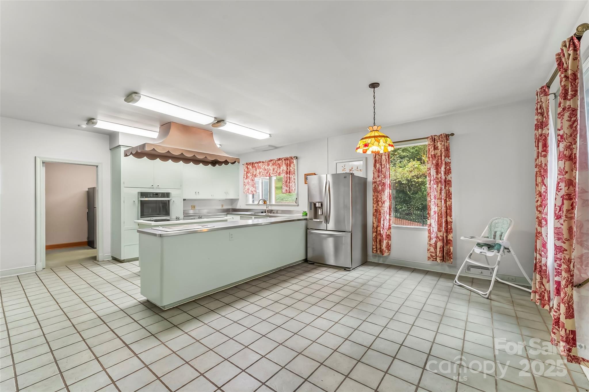 301 Louise Avenue NE — Valdese
