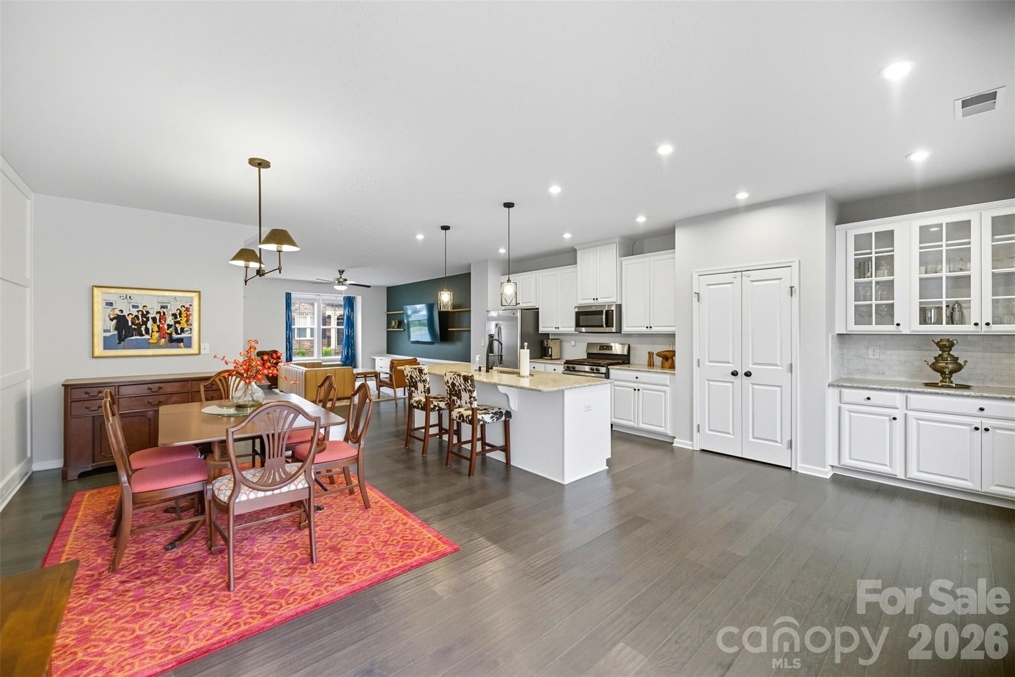 12725 Glowing Peak Road — Huntersville
