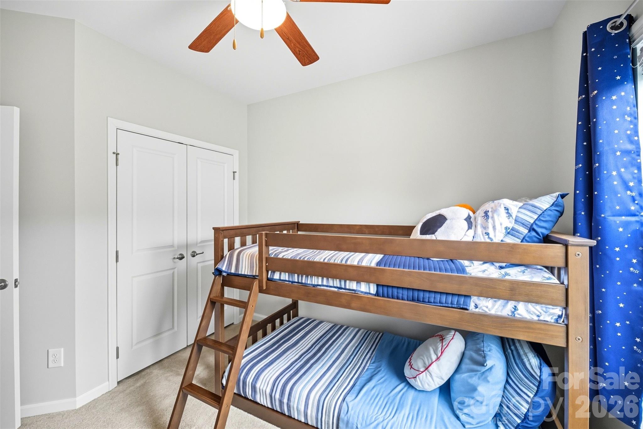 12725 Glowing Peak Road — Huntersville