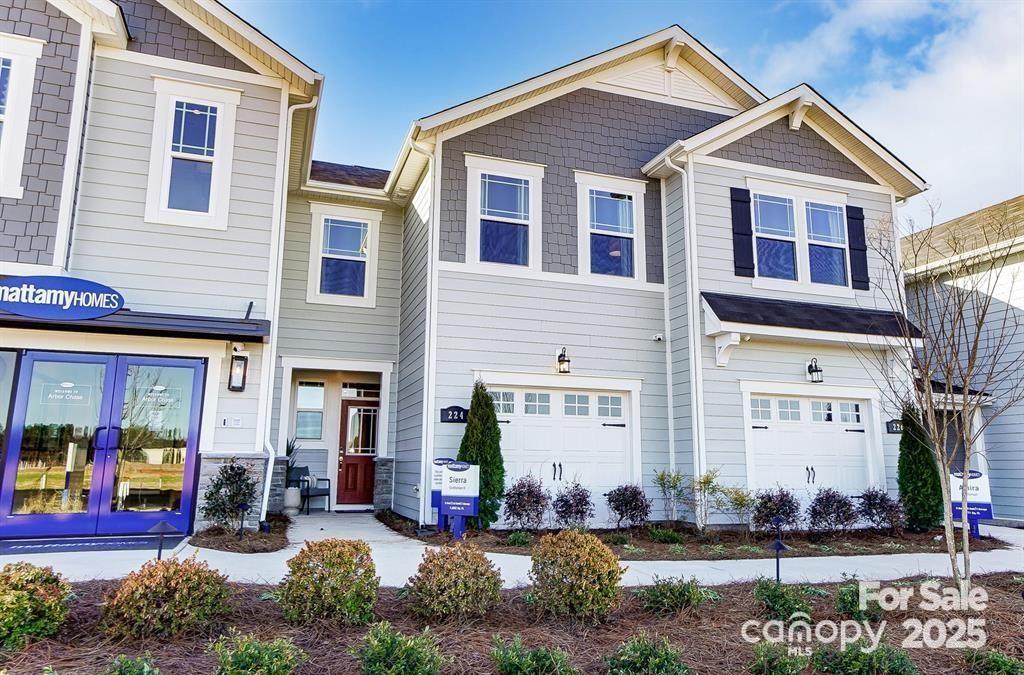 641 Cassidy Court — Clover