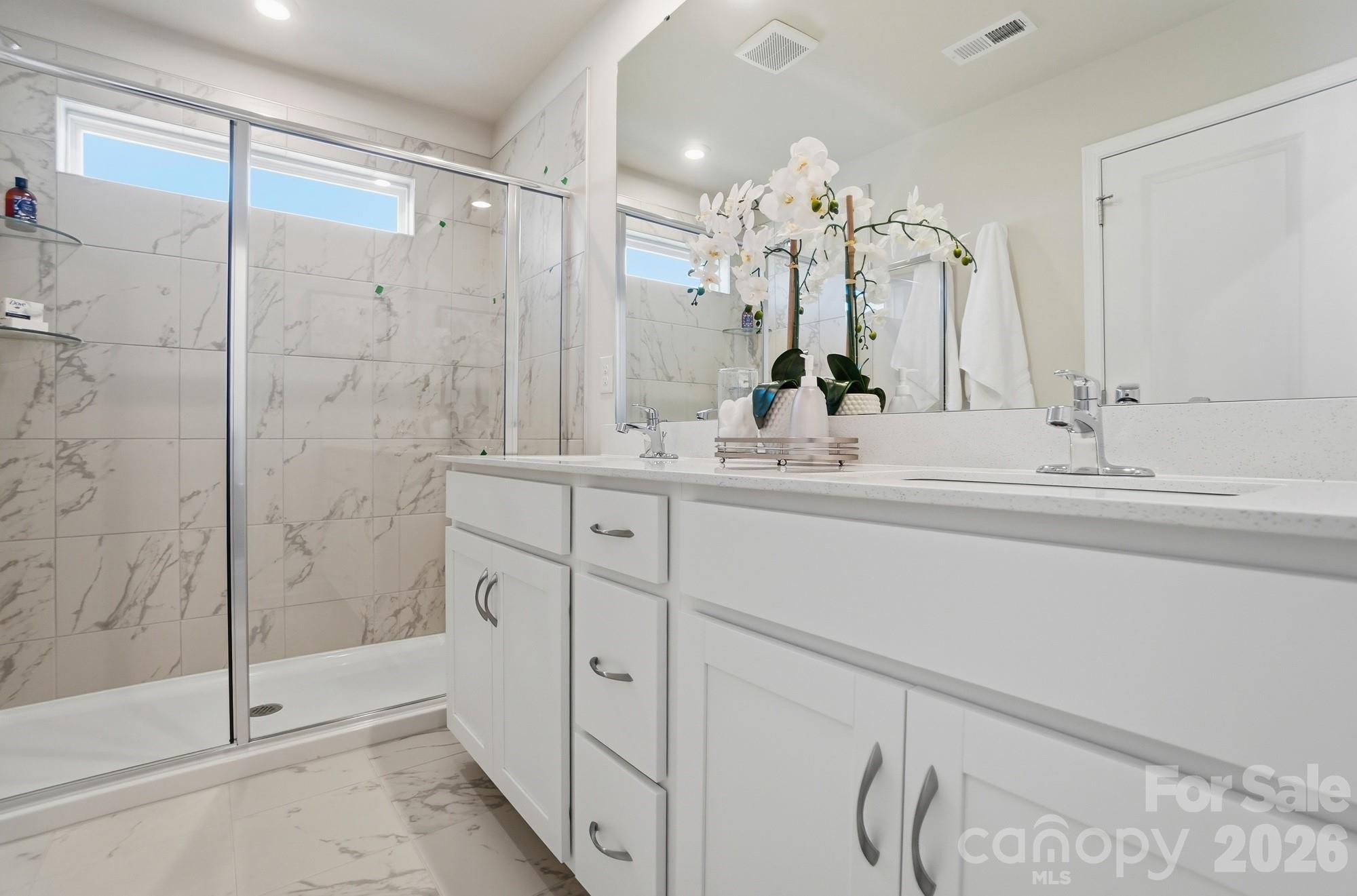 645 Cassidy Court — Clover