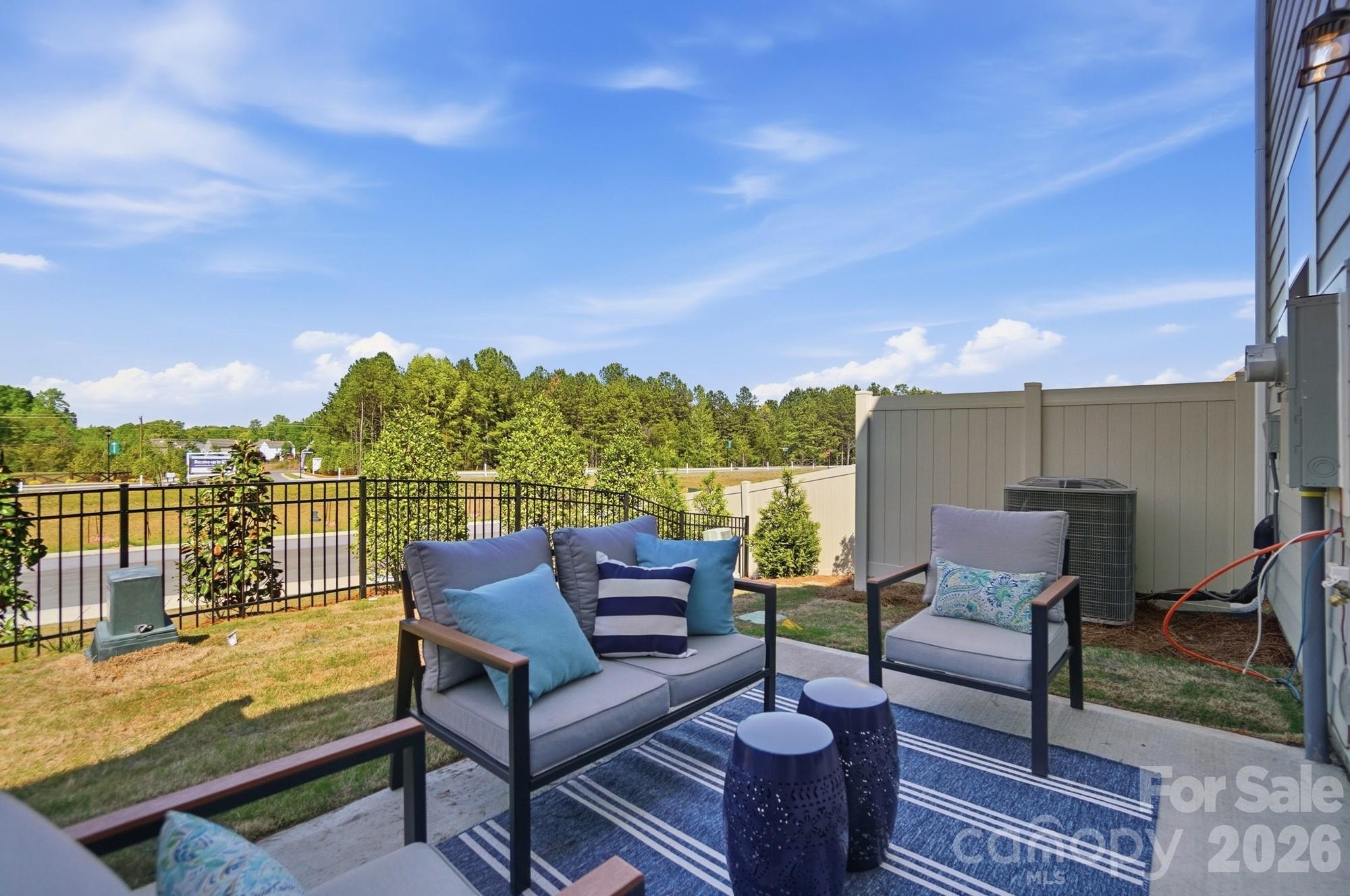 645 Cassidy Court — Clover