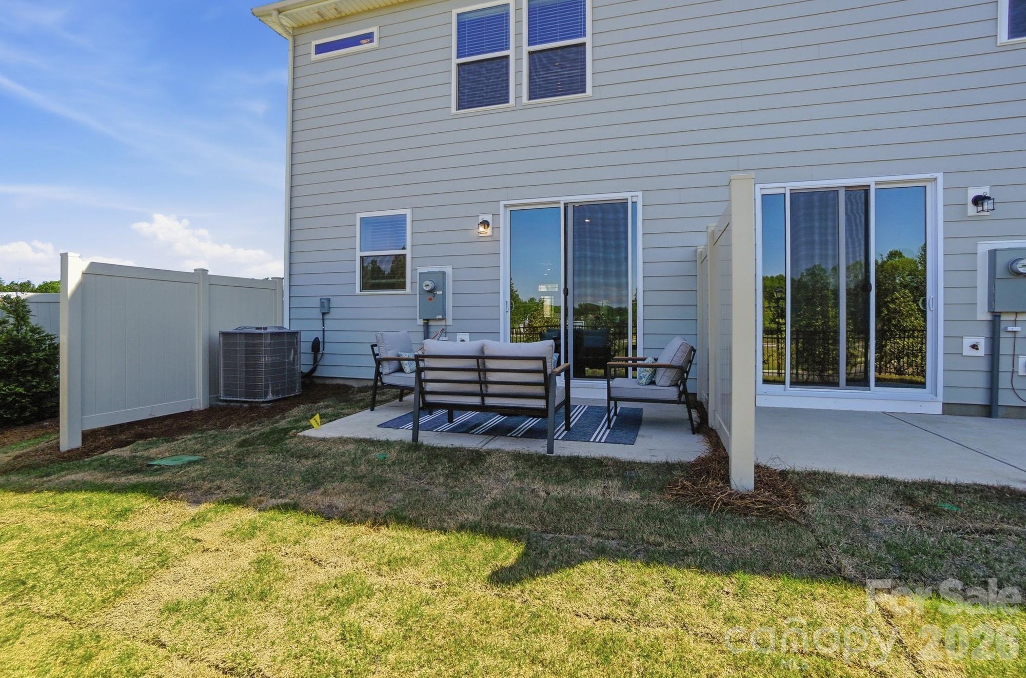 645 Cassidy Court — Clover