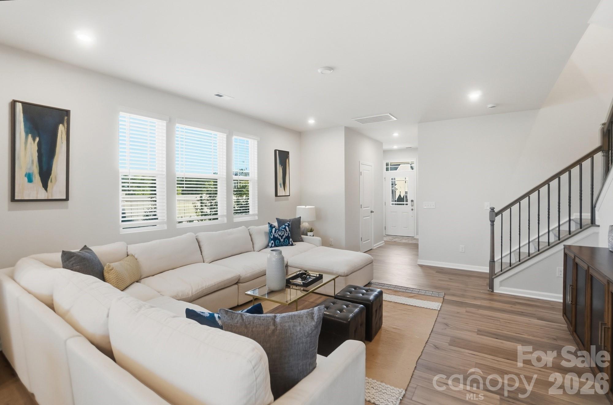 645 Cassidy Court — Clover