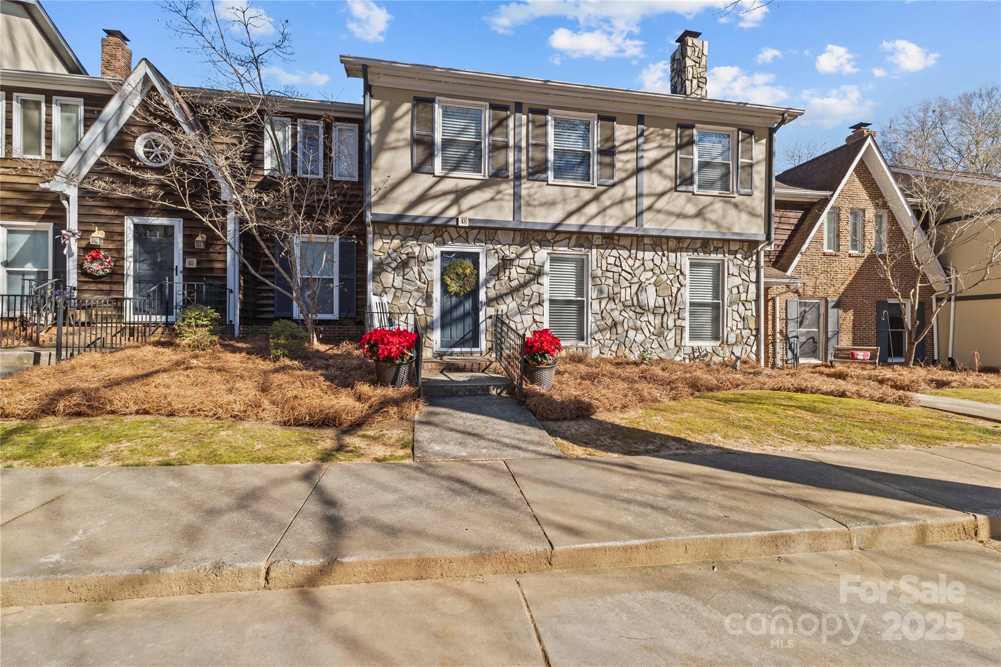 2502 Round Table Road #D — Monroe