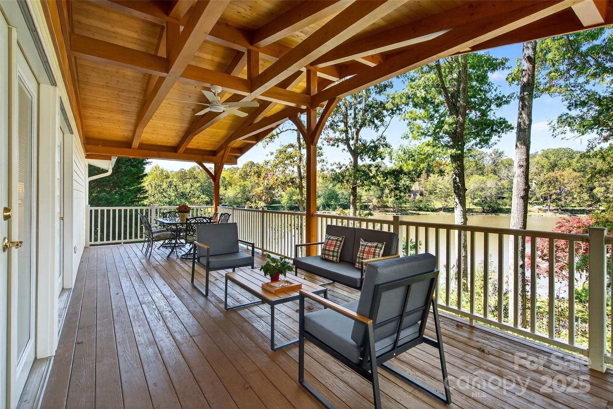 211 Rhododendron Avenue — Black Mountain