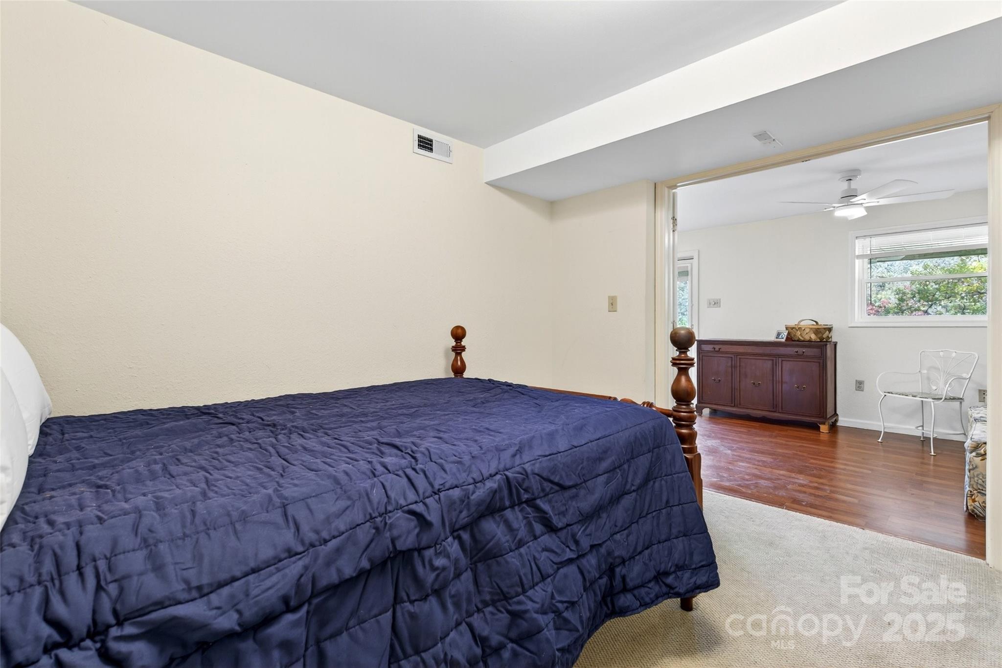 211 Rhododendron Avenue — Black Mountain