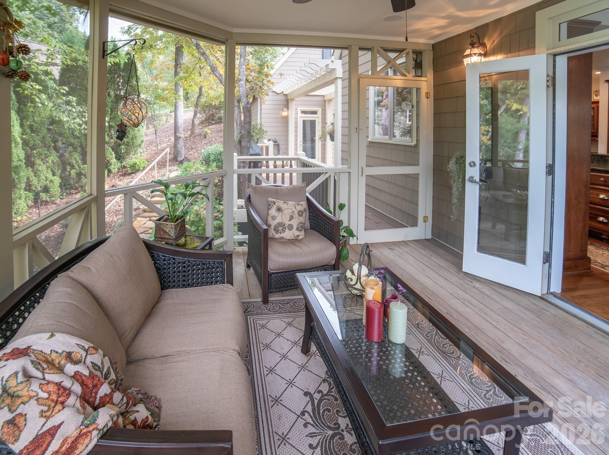 1513 Brentwood Place — Morganton