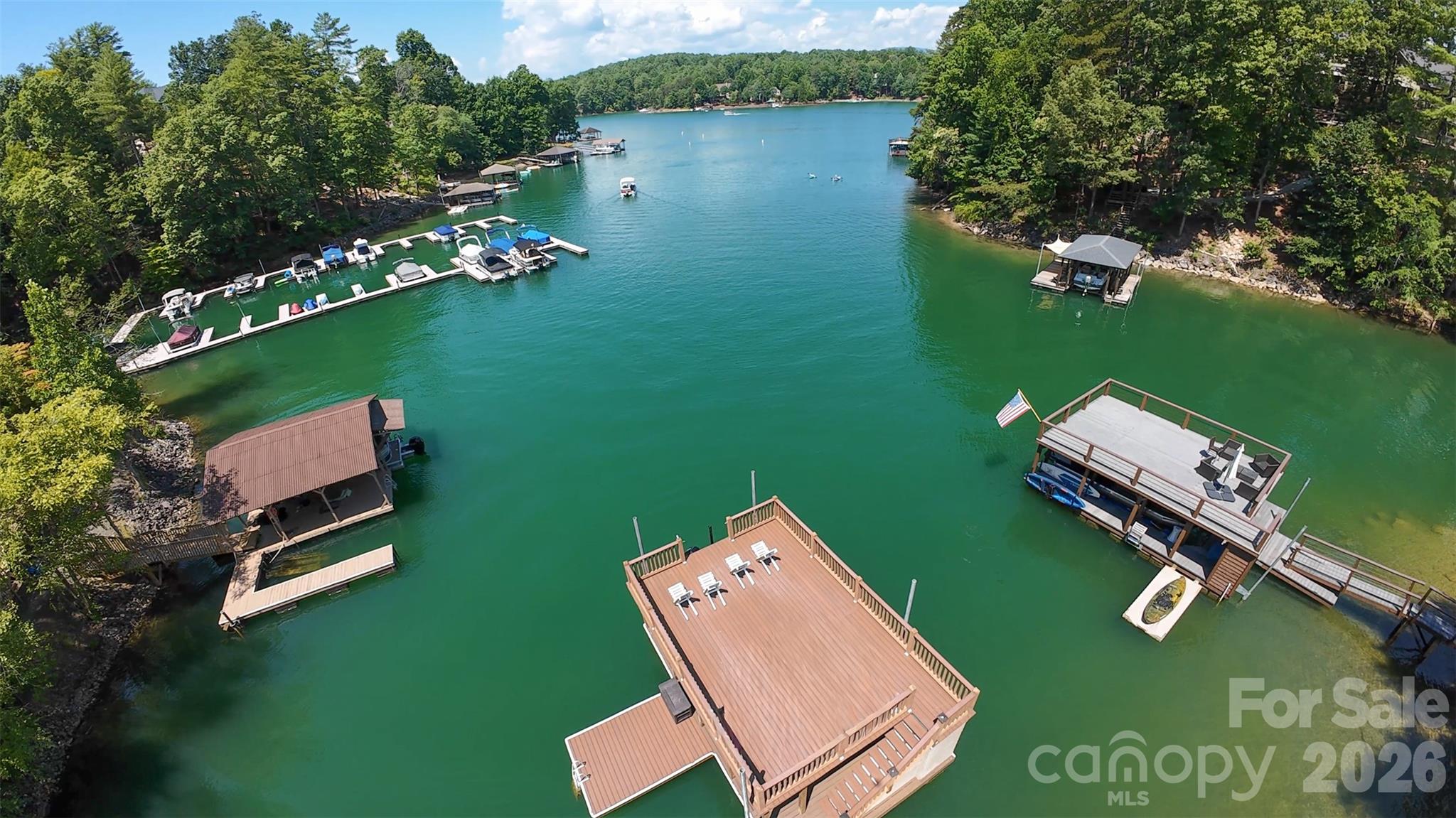 1513 Brentwood Place — Morganton