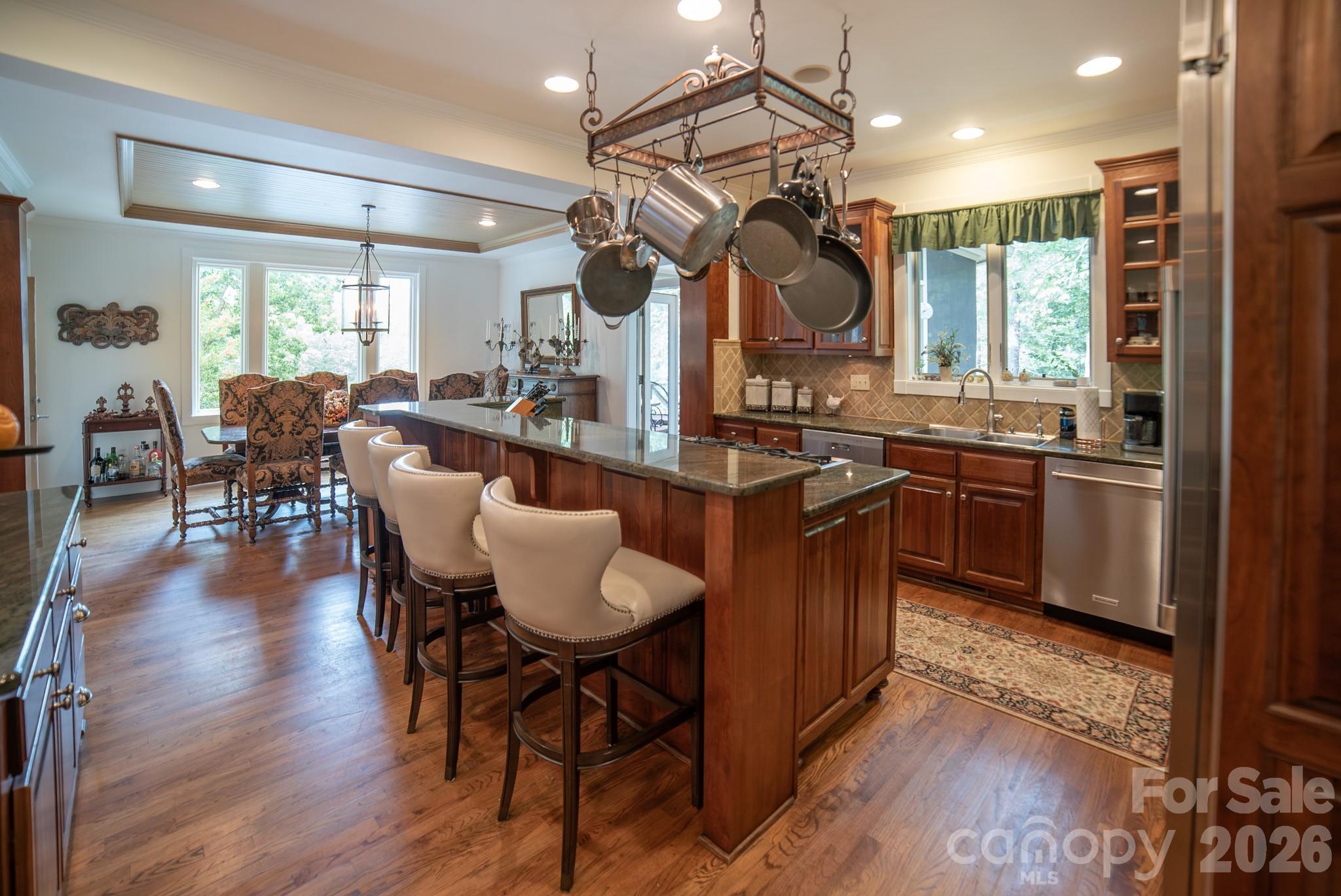 1513 Brentwood Place — Morganton