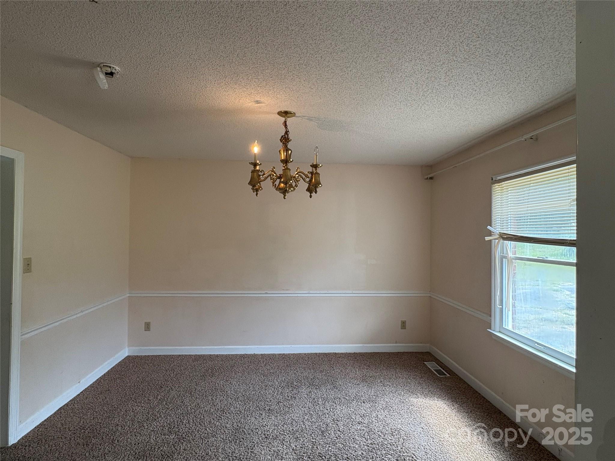 4445 Mecum Road — Walkertown