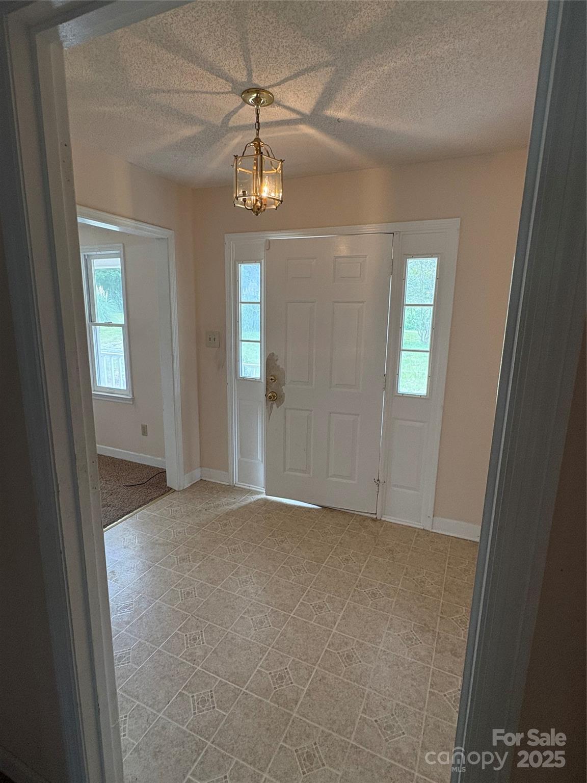 4445 Mecum Road — Walkertown