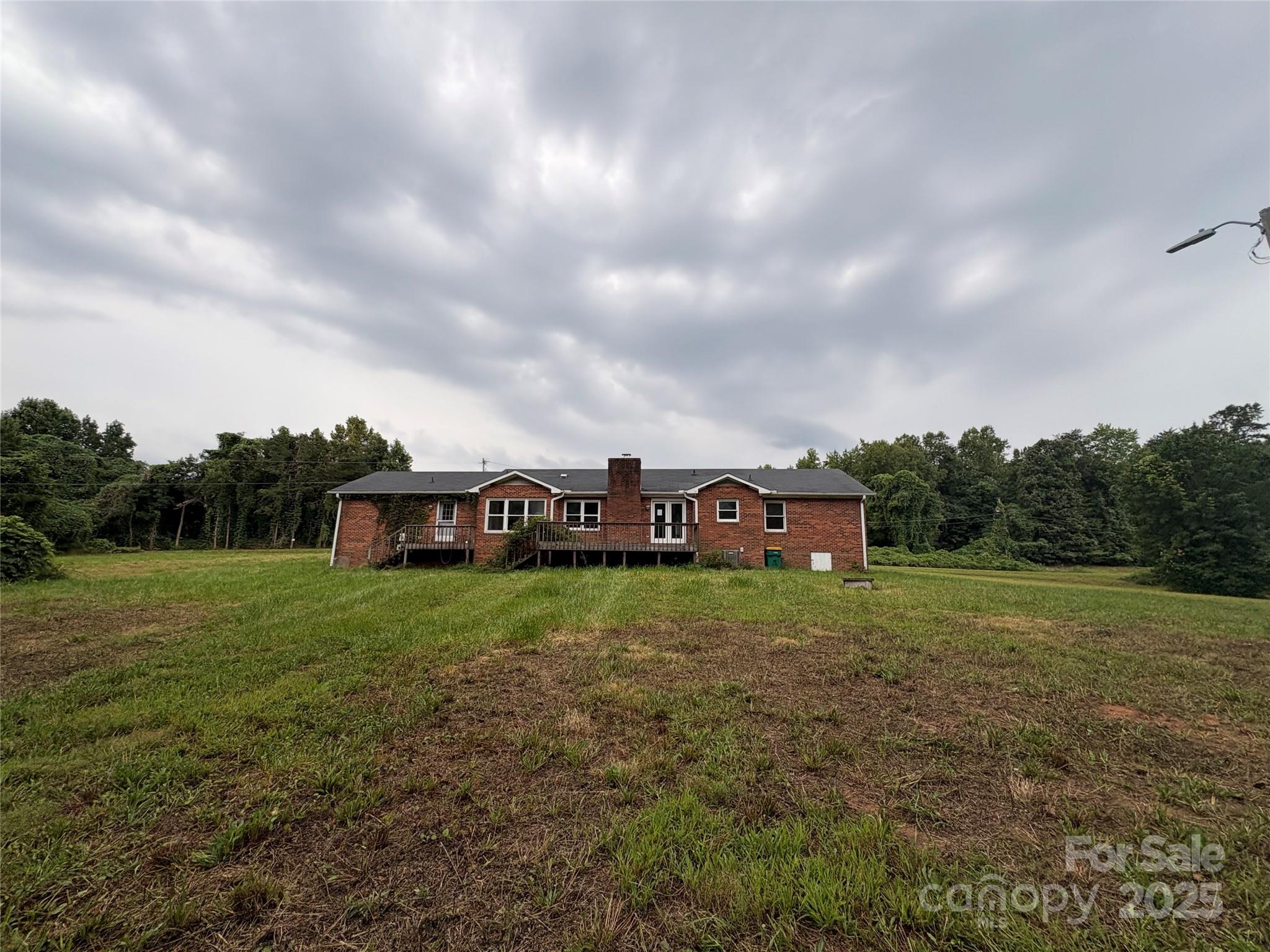 4445 Mecum Road — Walkertown