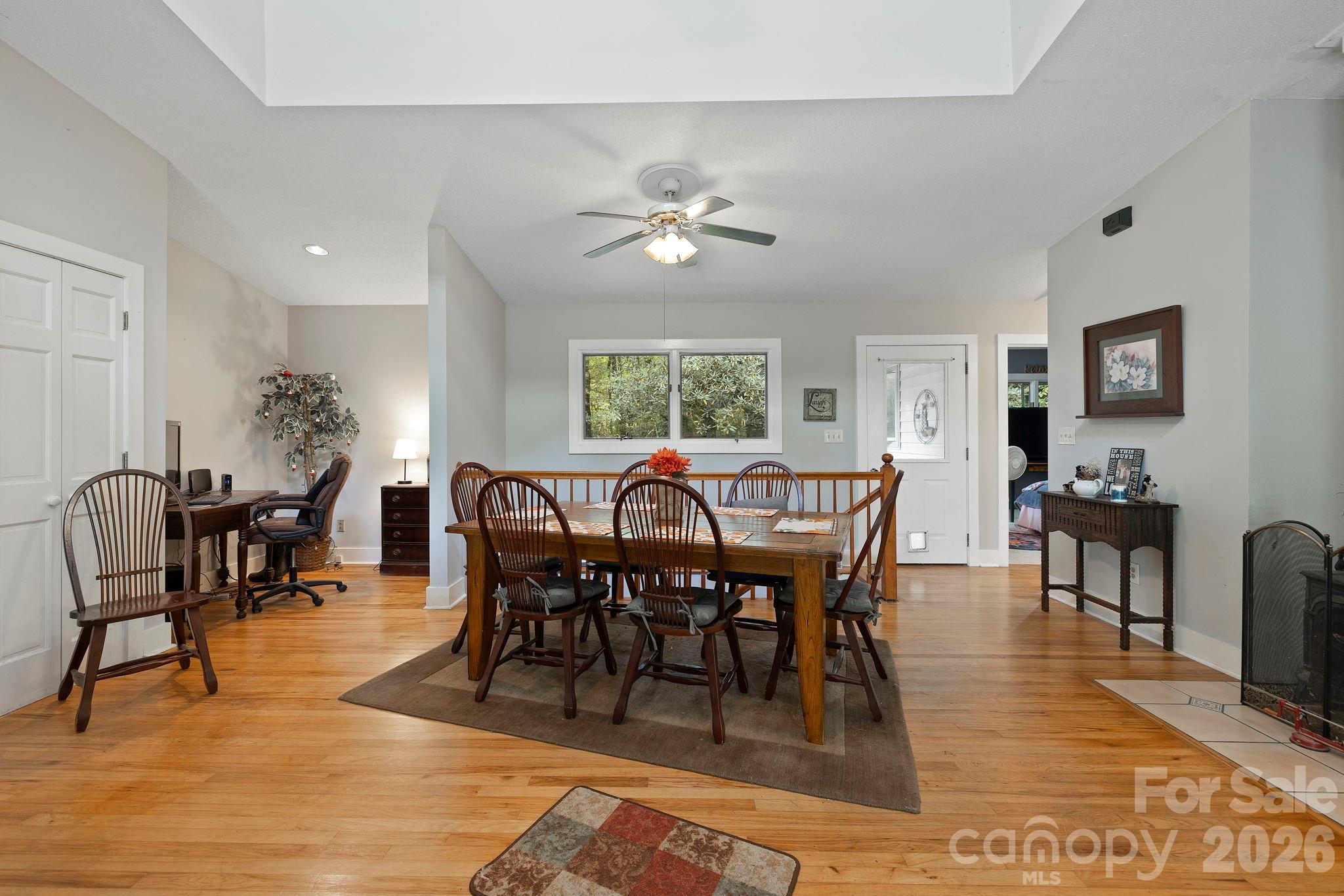 428 Lakeland Drive — Pisgah Forest