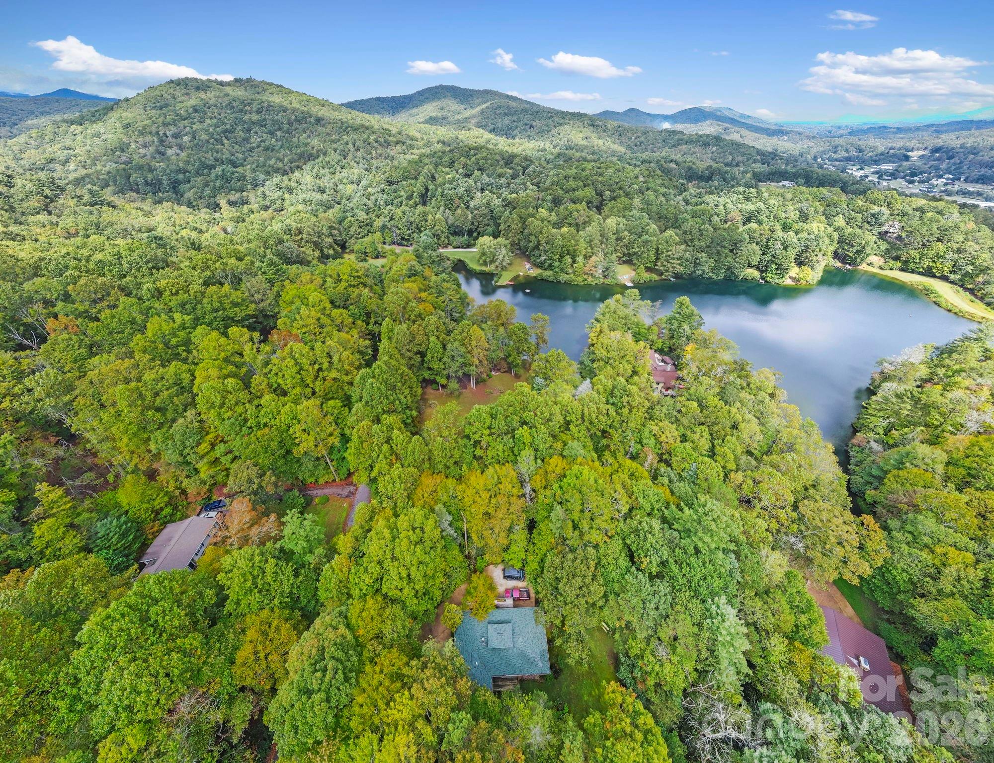 428 Lakeland Drive — Pisgah Forest