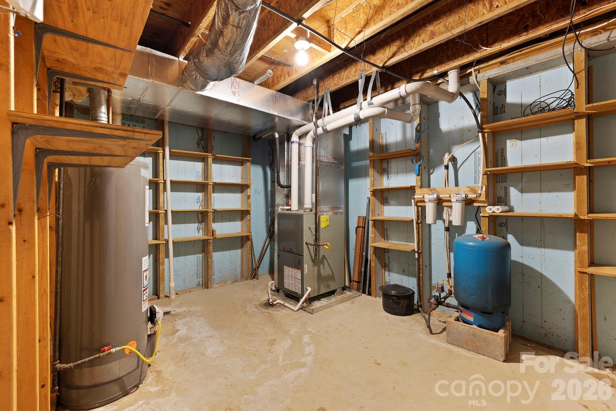 428 Lakeland Drive — Pisgah Forest