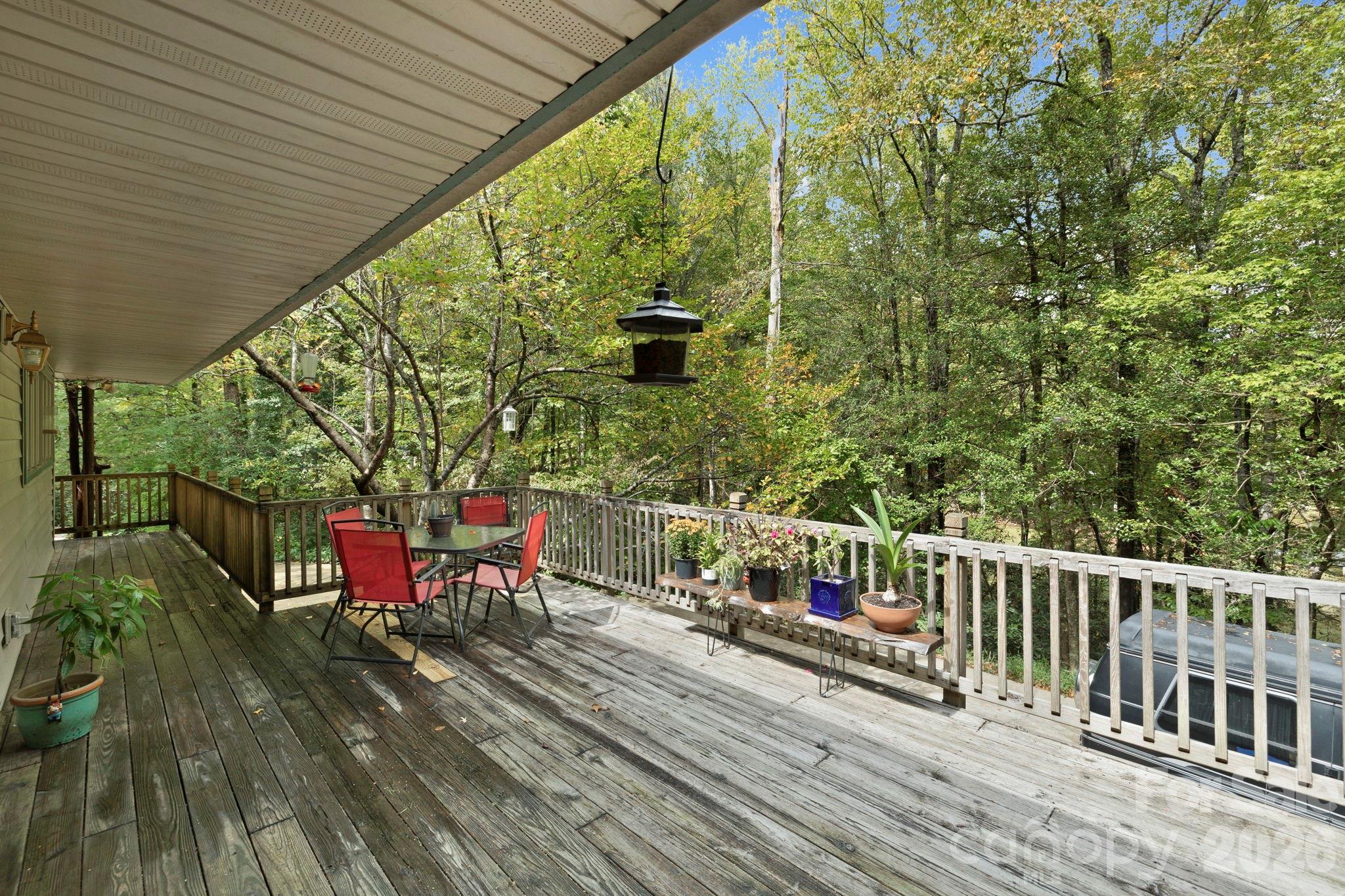 428 Lakeland Drive — Pisgah Forest