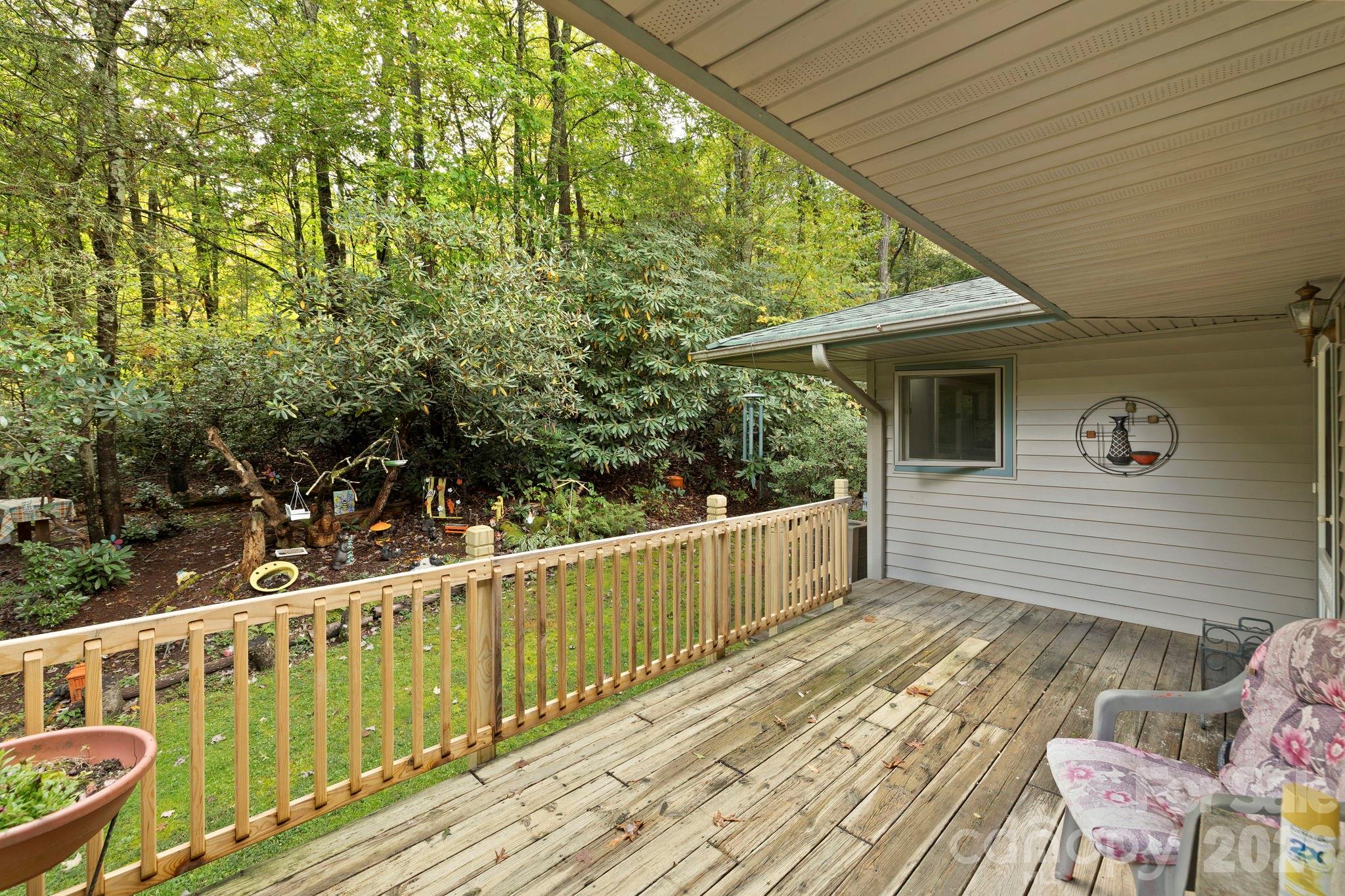 428 Lakeland Drive — Pisgah Forest