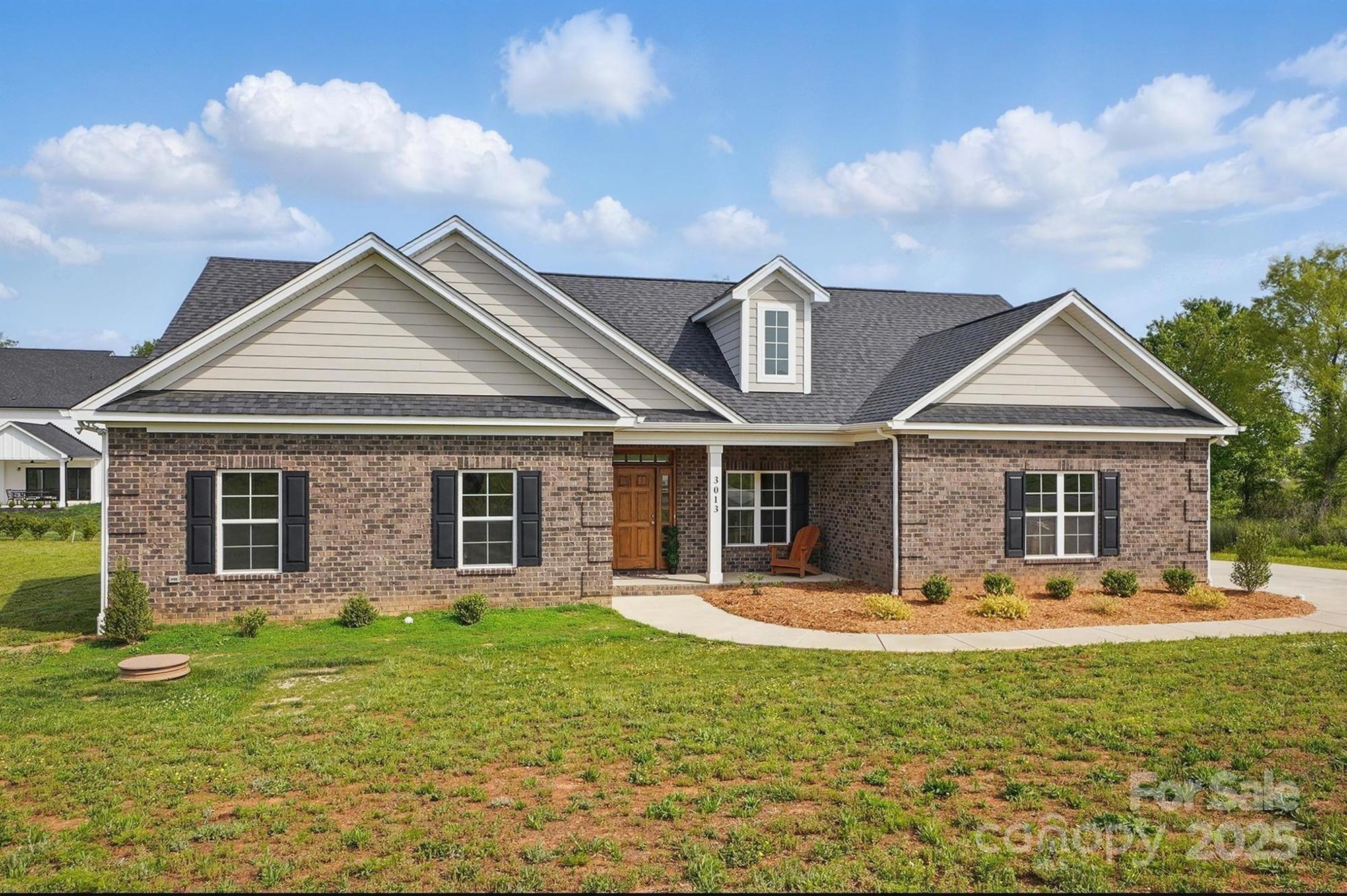 3013 Isle Lane — Monroe
