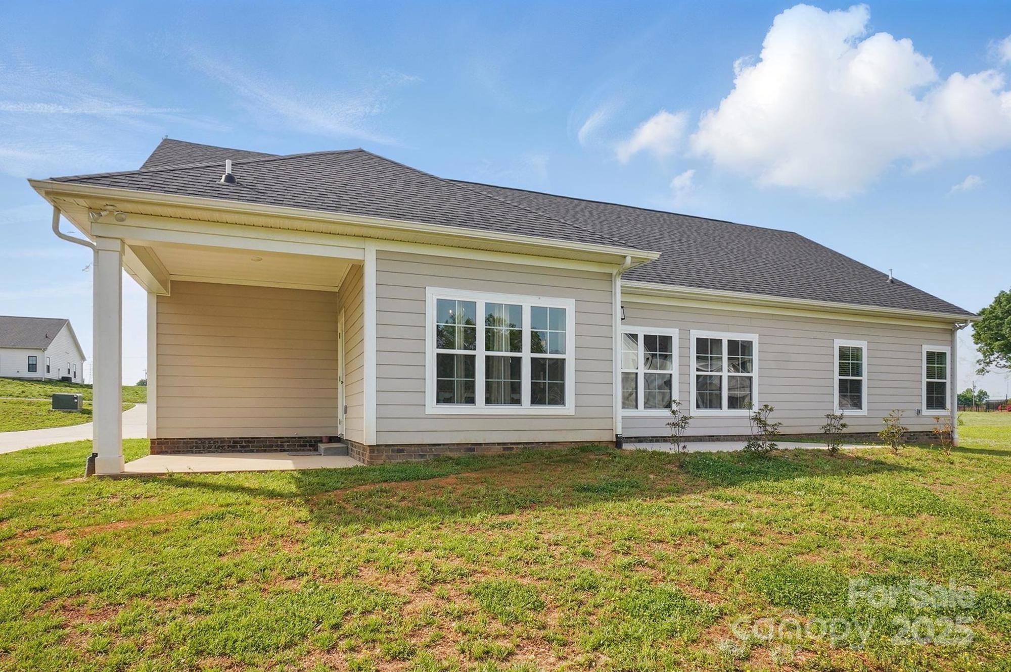 3013 Isle Lane — Monroe