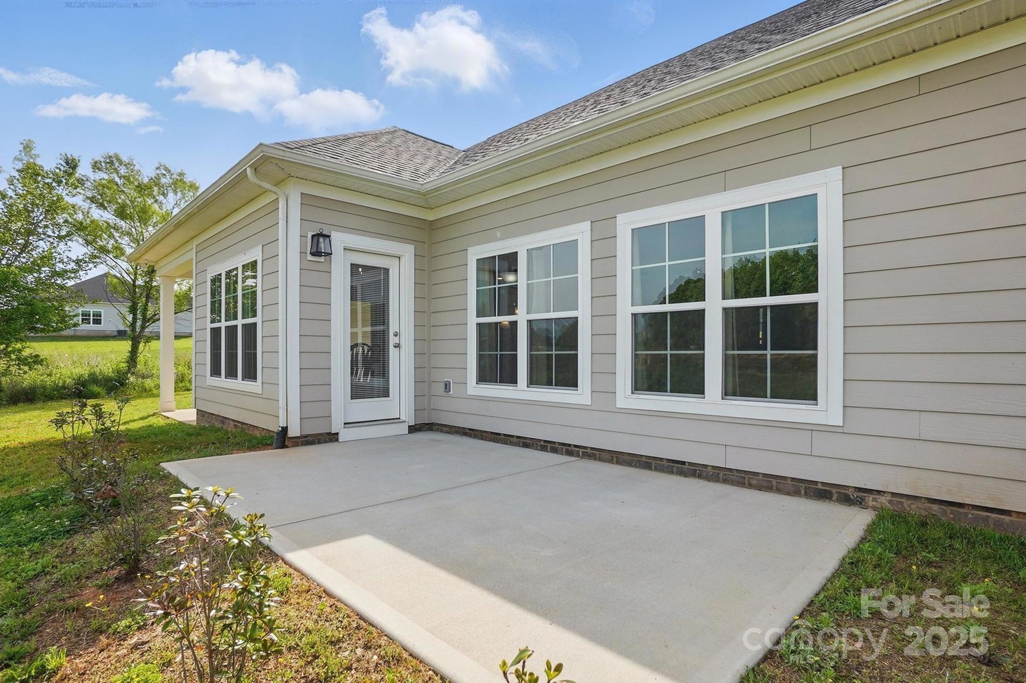 3013 Isle Lane — Monroe