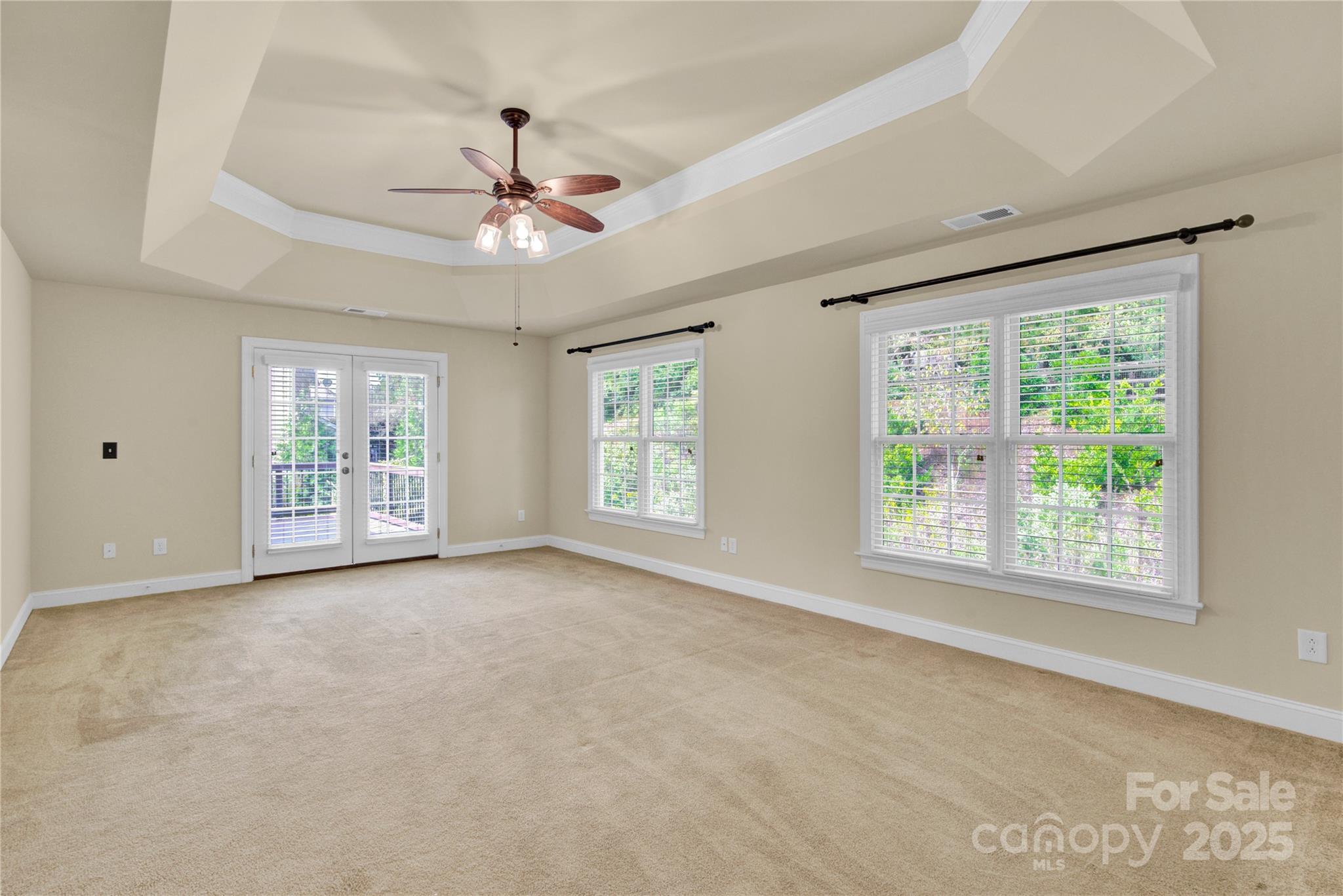 2055 Solway Lane — Charlotte
