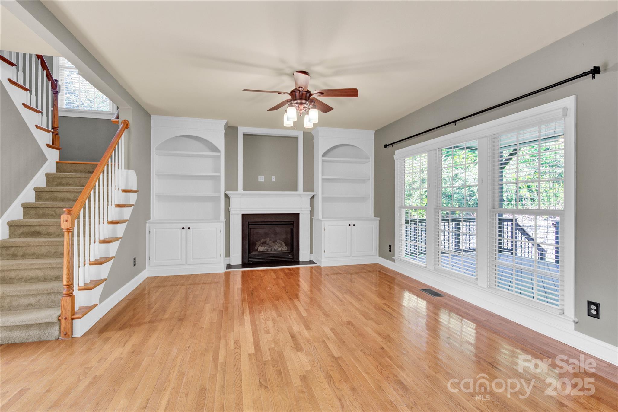 2055 Solway Lane — Charlotte