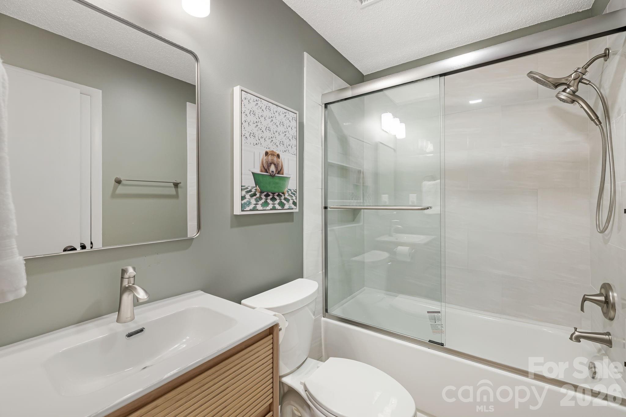 1007 Dula Road — Spruce Pine