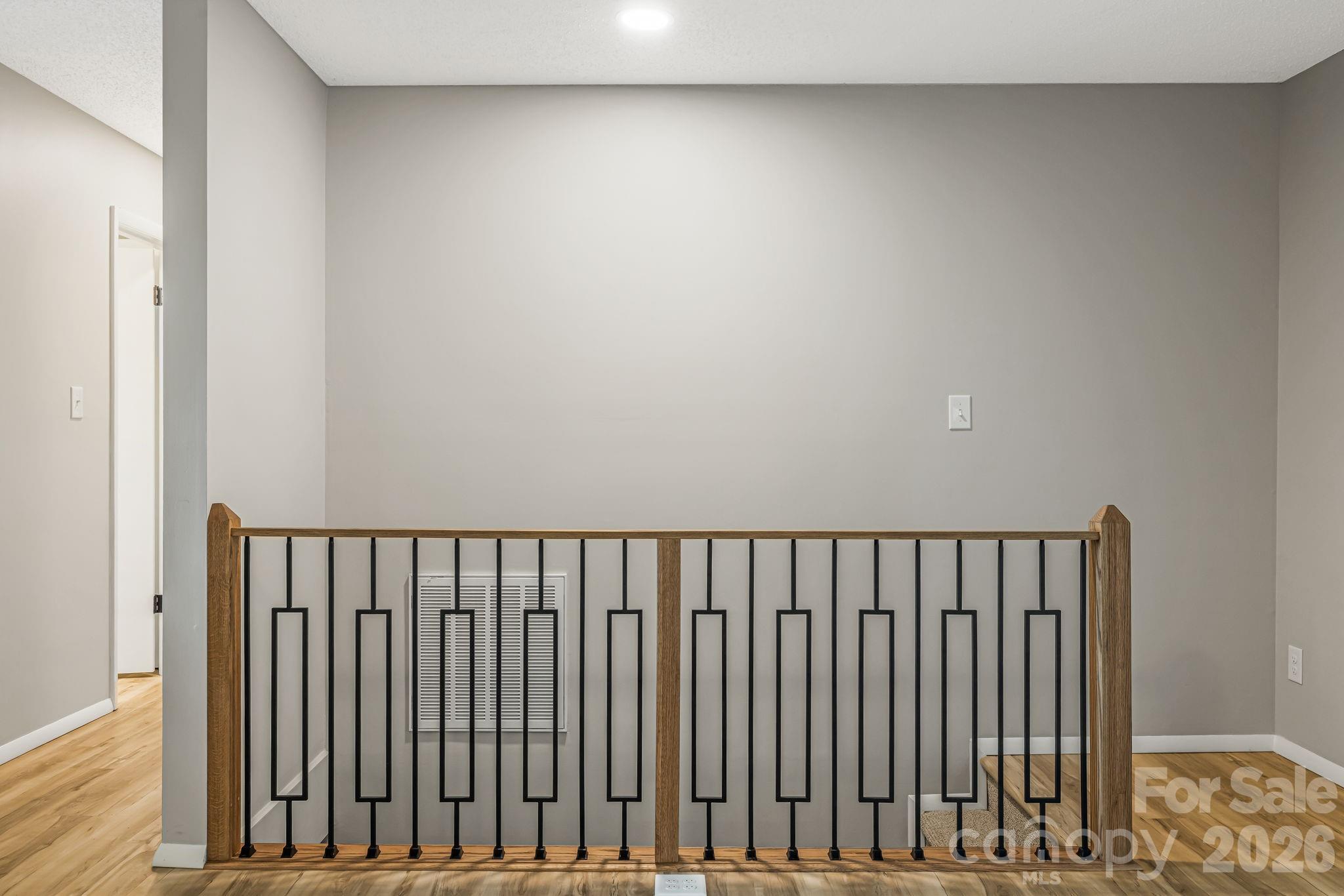 1007 Dula Road — Spruce Pine