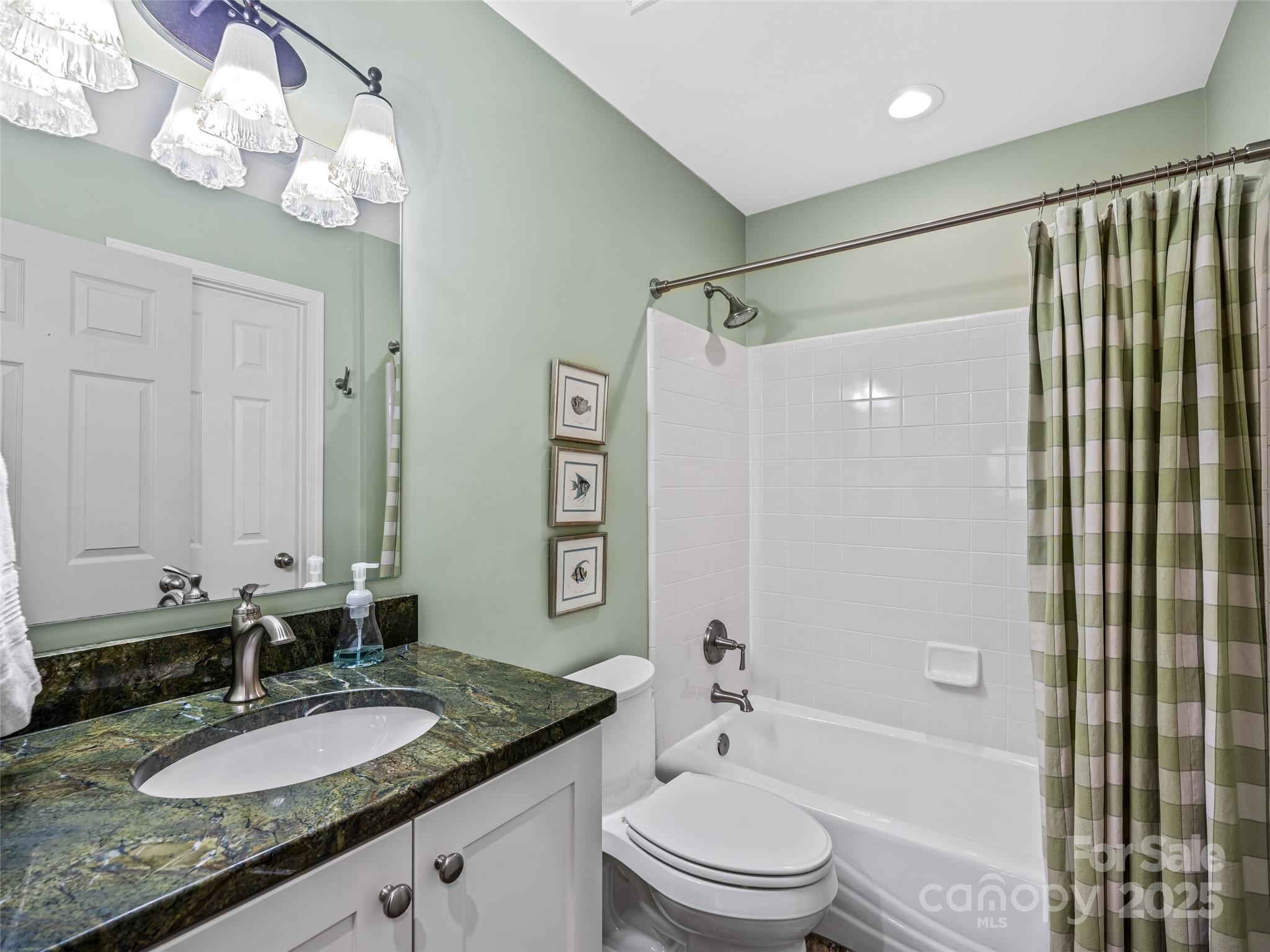 73 Ridgetop Circle #303 — Brevard