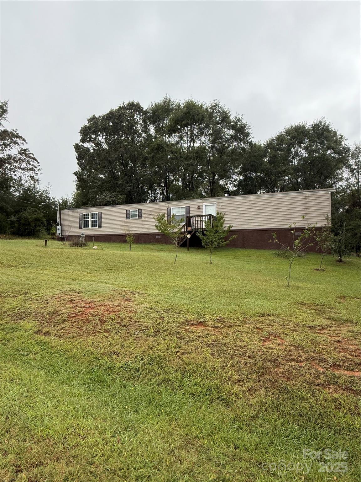 223 Green Acres Road — Mooresboro