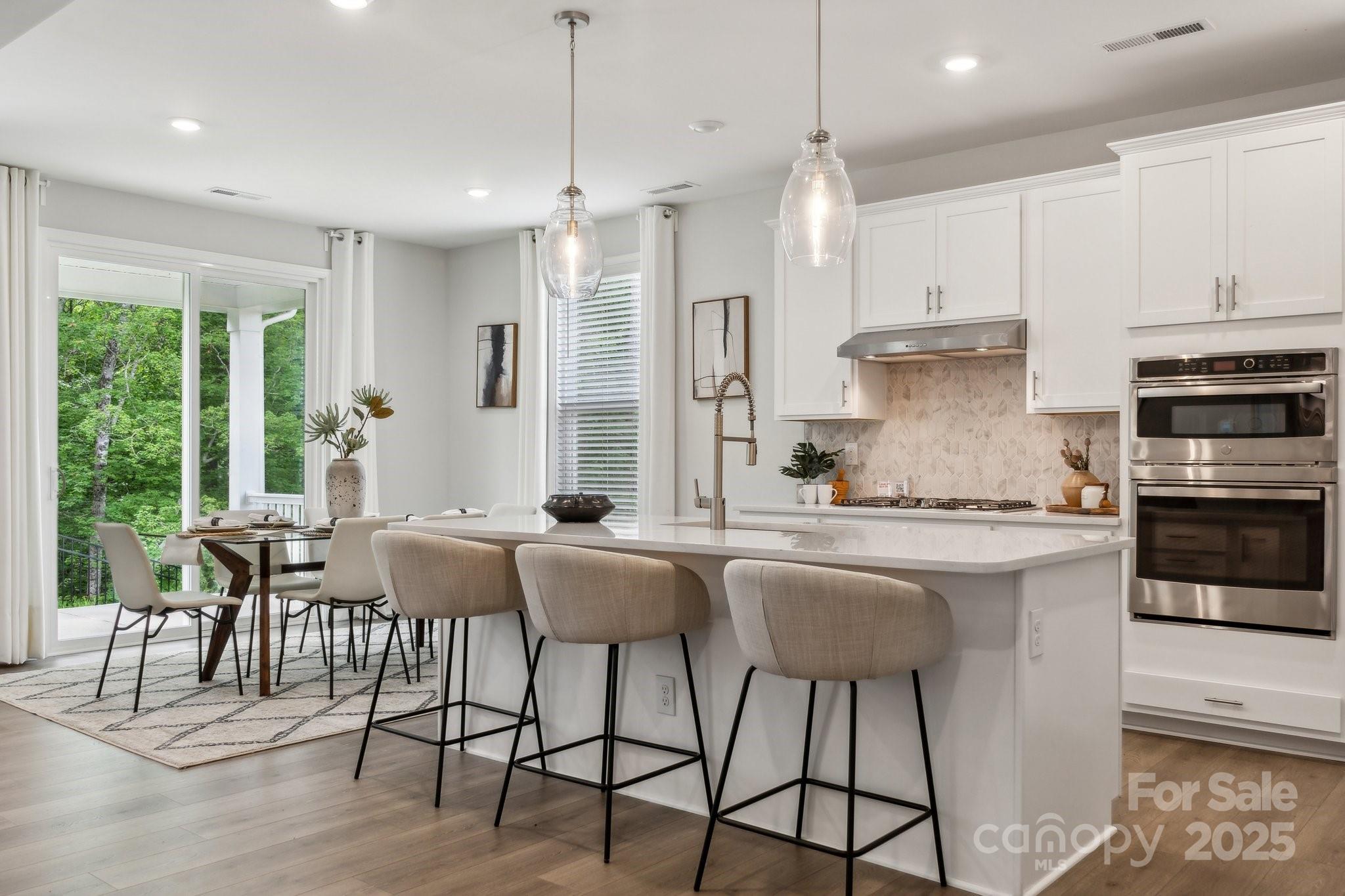 5085 Duval Circle — Tega Cay
