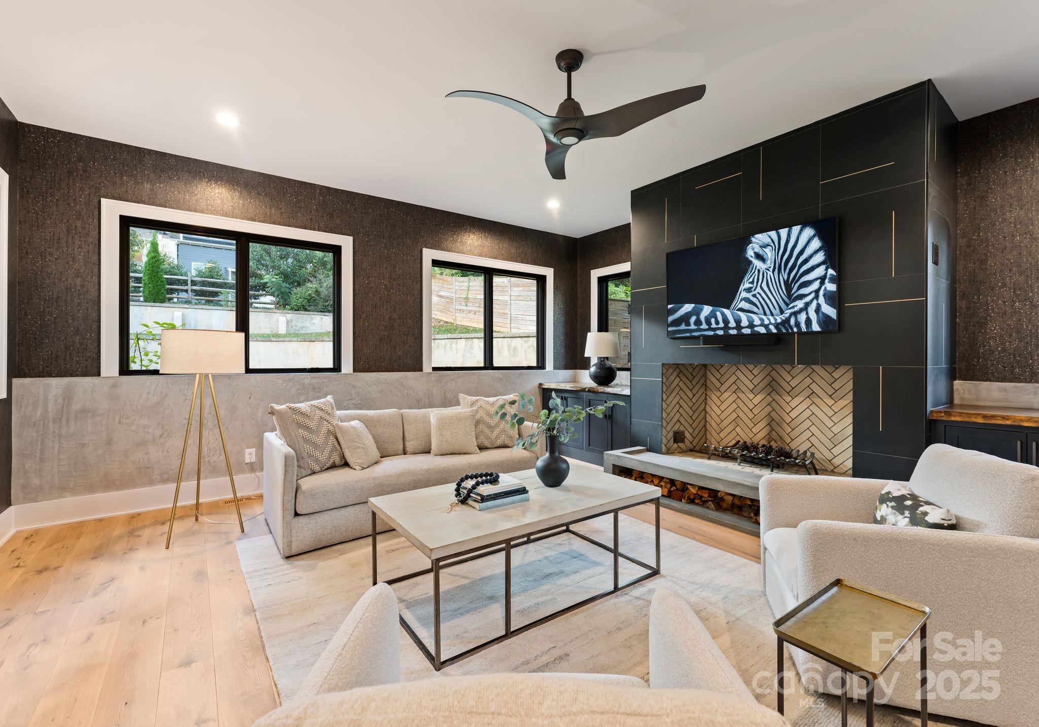 3416 Windsor Drive — Charlotte