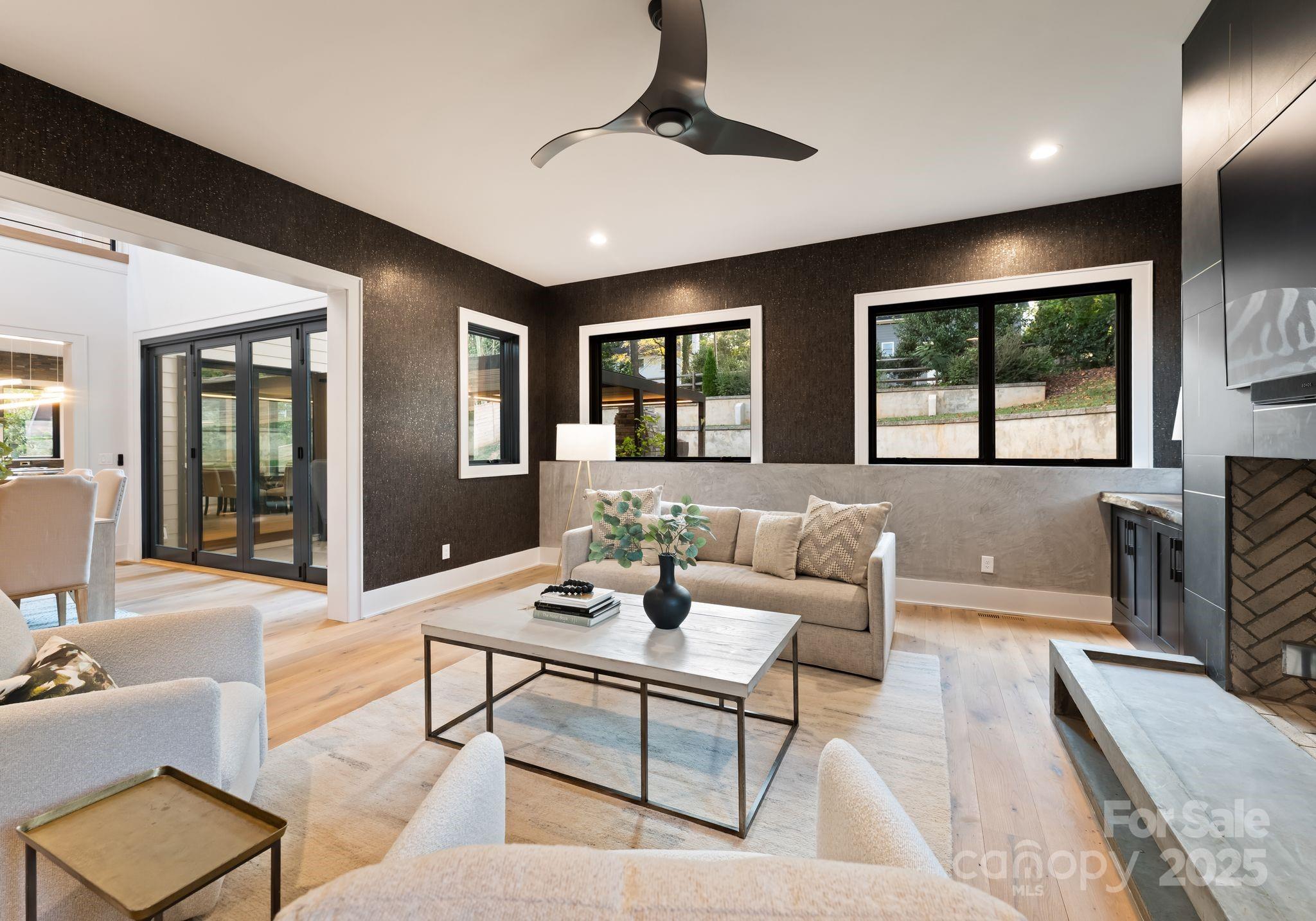 3416 Windsor Drive — Charlotte