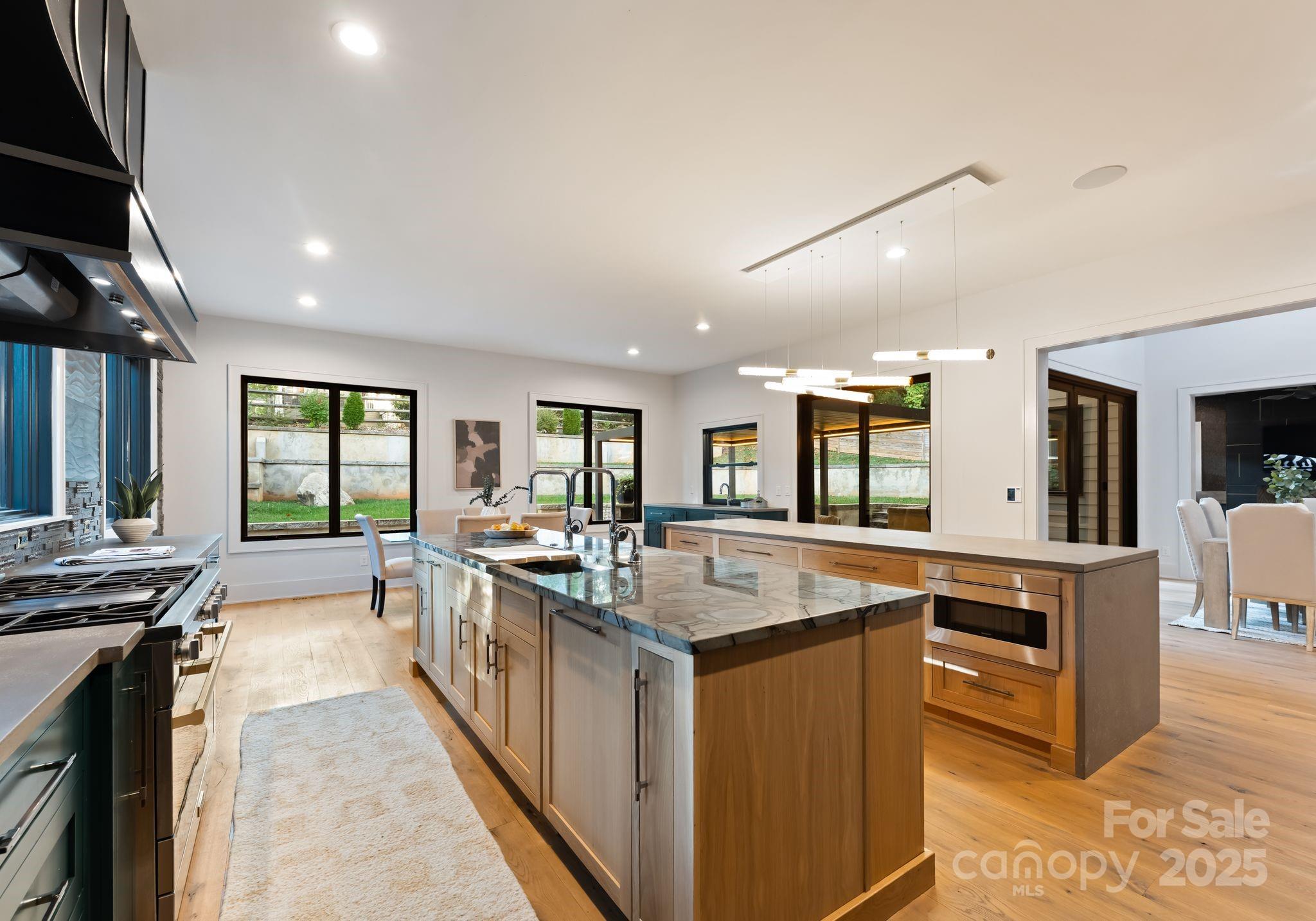 3416 Windsor Drive — Charlotte