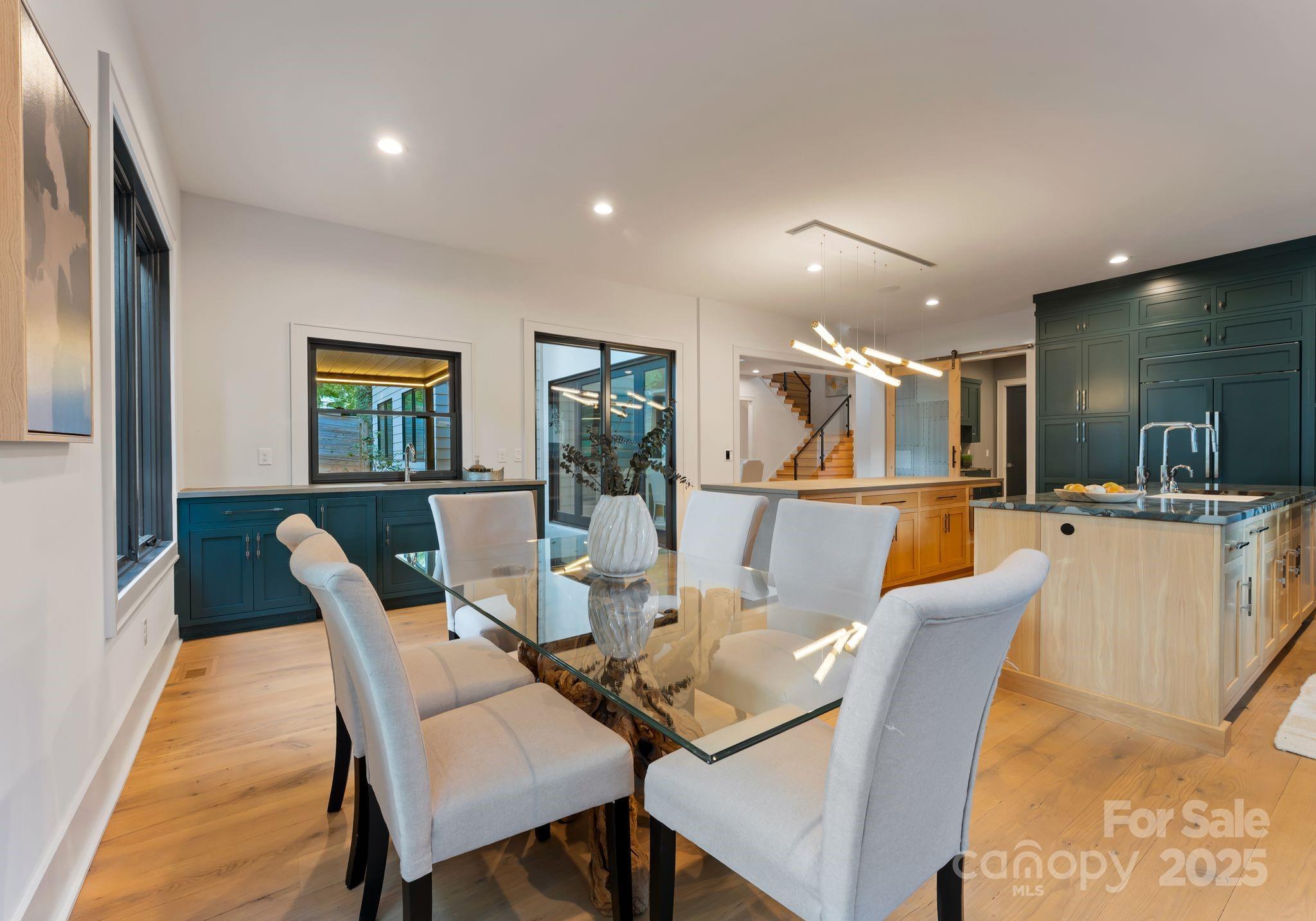 3416 Windsor Drive — Charlotte