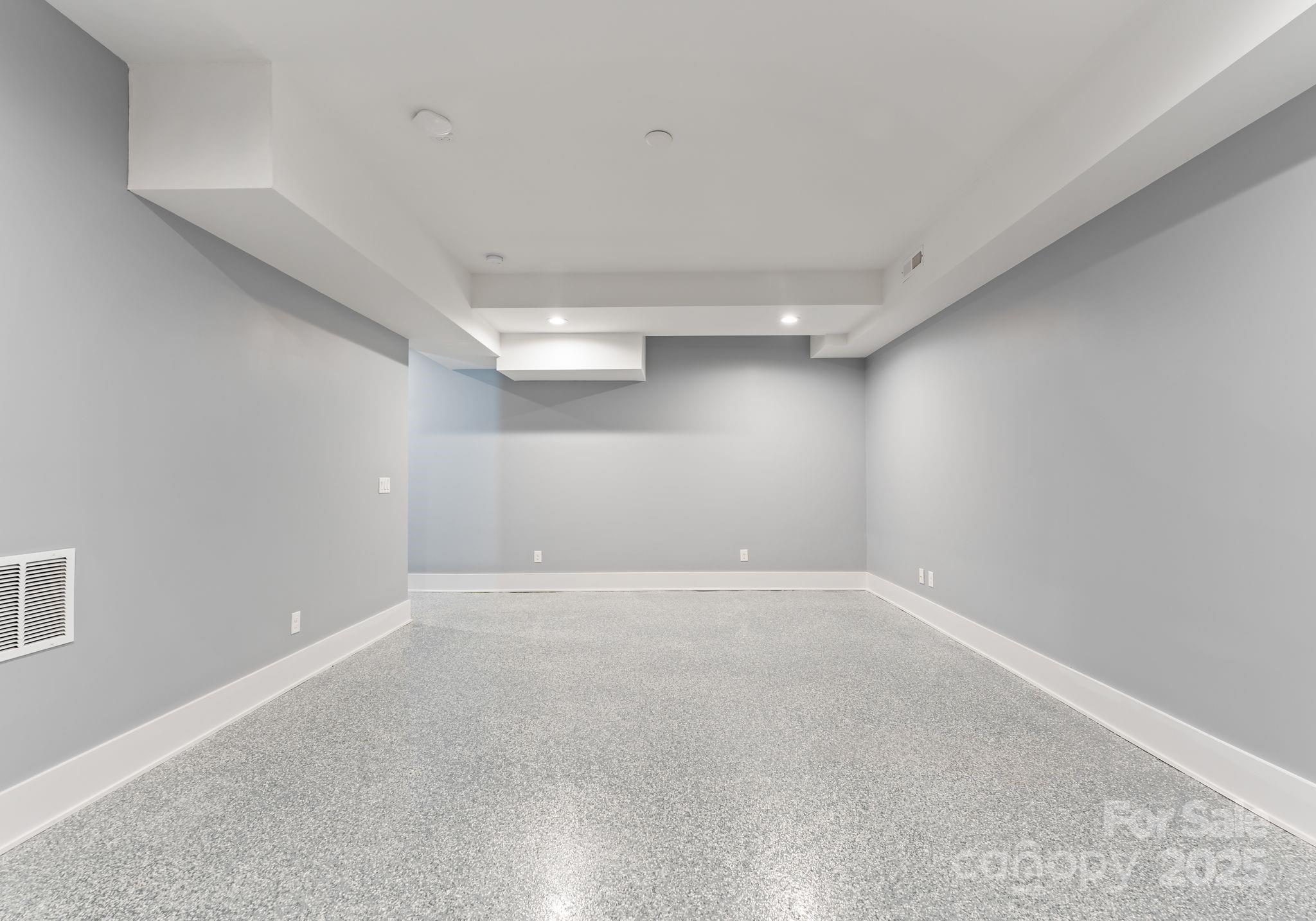 3416 Windsor Drive — Charlotte