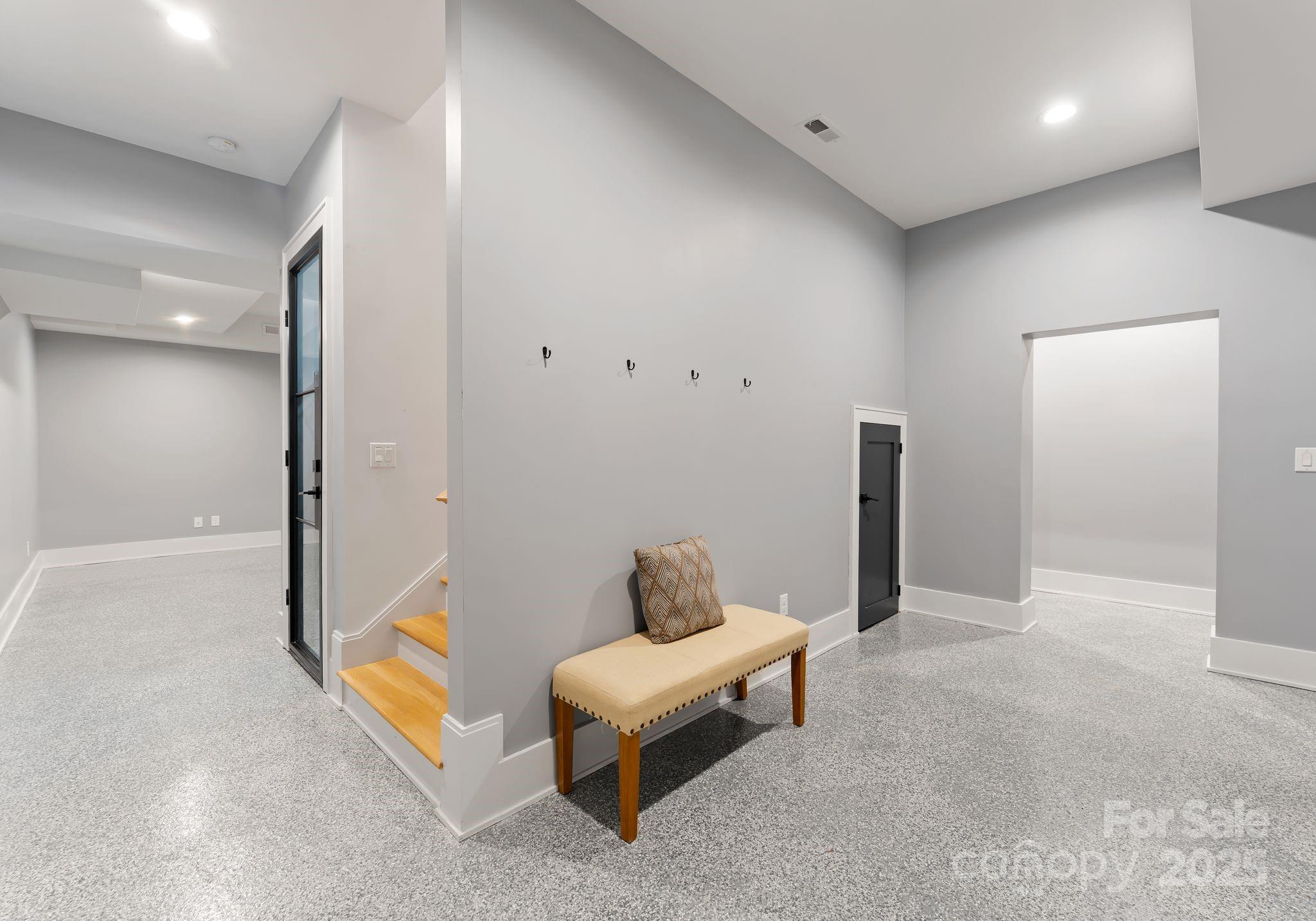 3416 Windsor Drive — Charlotte