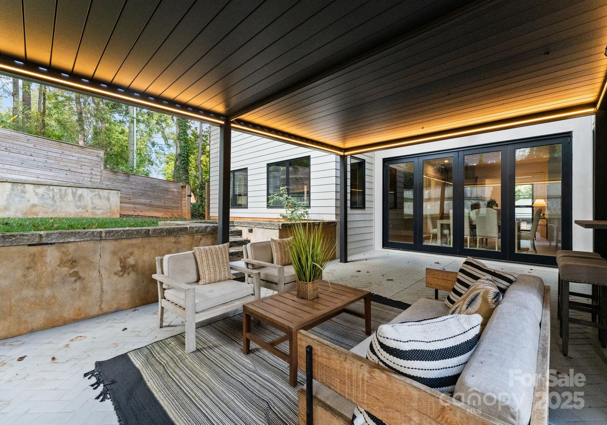 3416 Windsor Drive — Charlotte