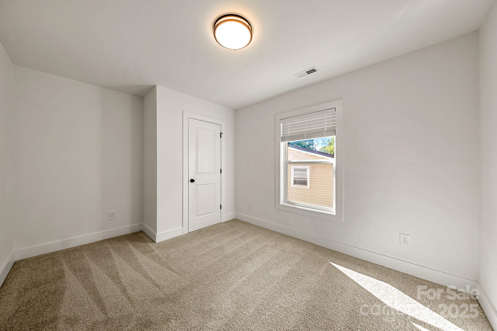 517 W Pine Street — Maiden