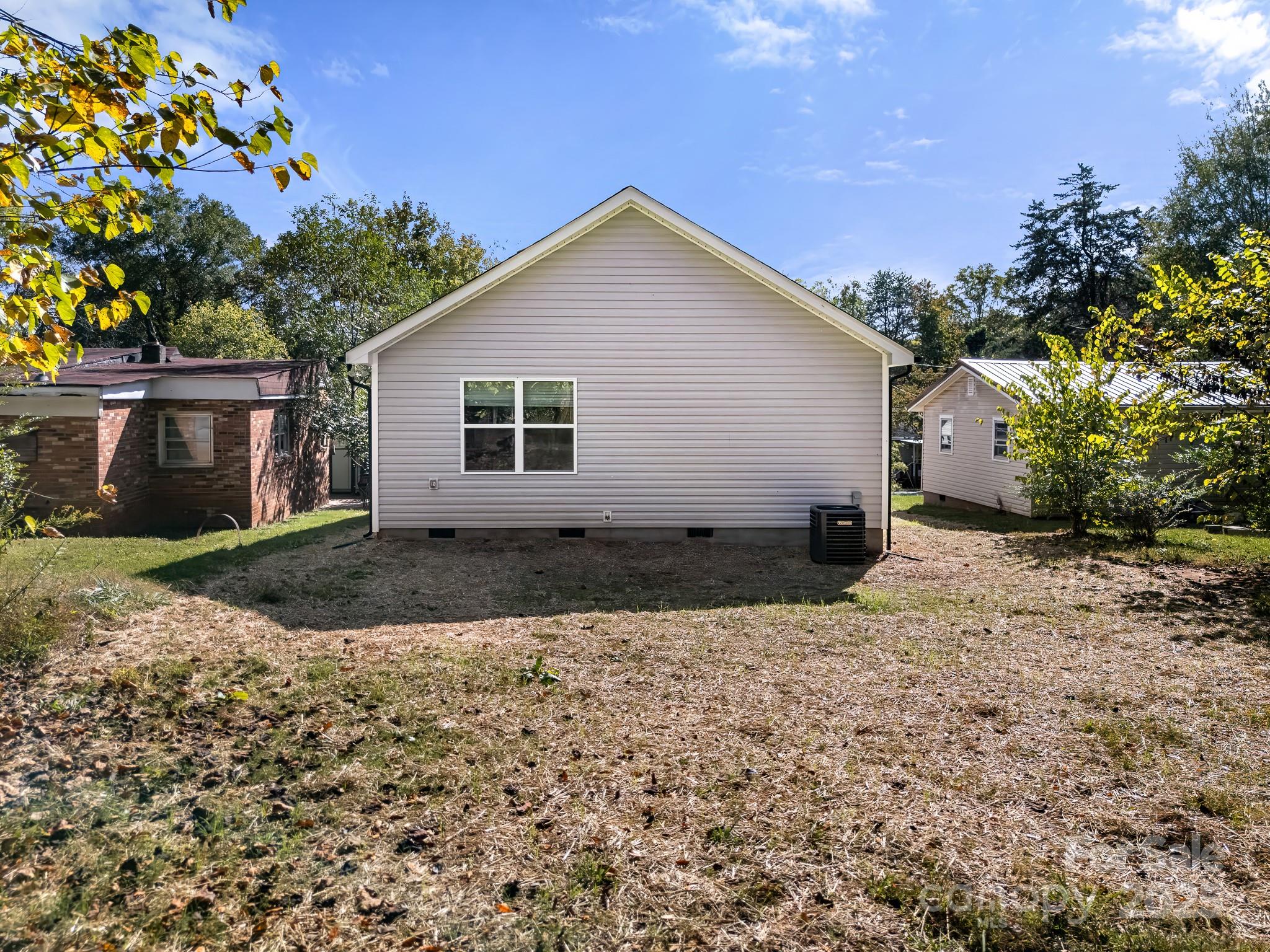 517 W Pine Street — Maiden