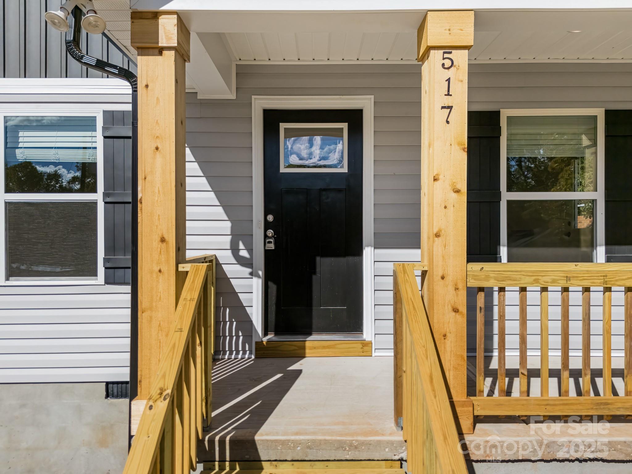 517 W Pine Street — Maiden