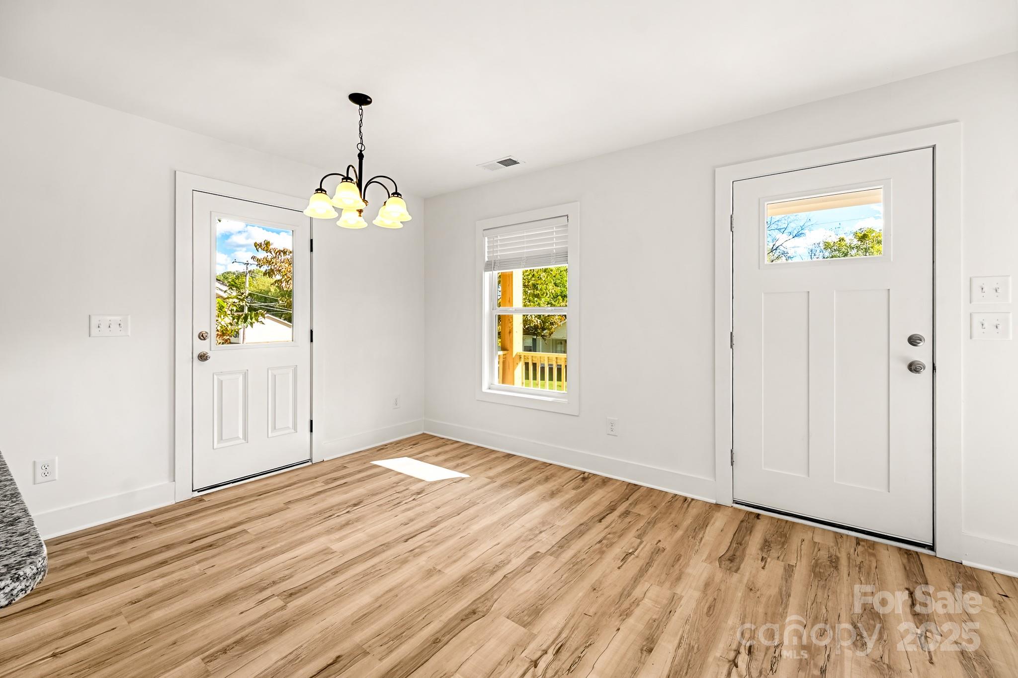517 W Pine Street — Maiden
