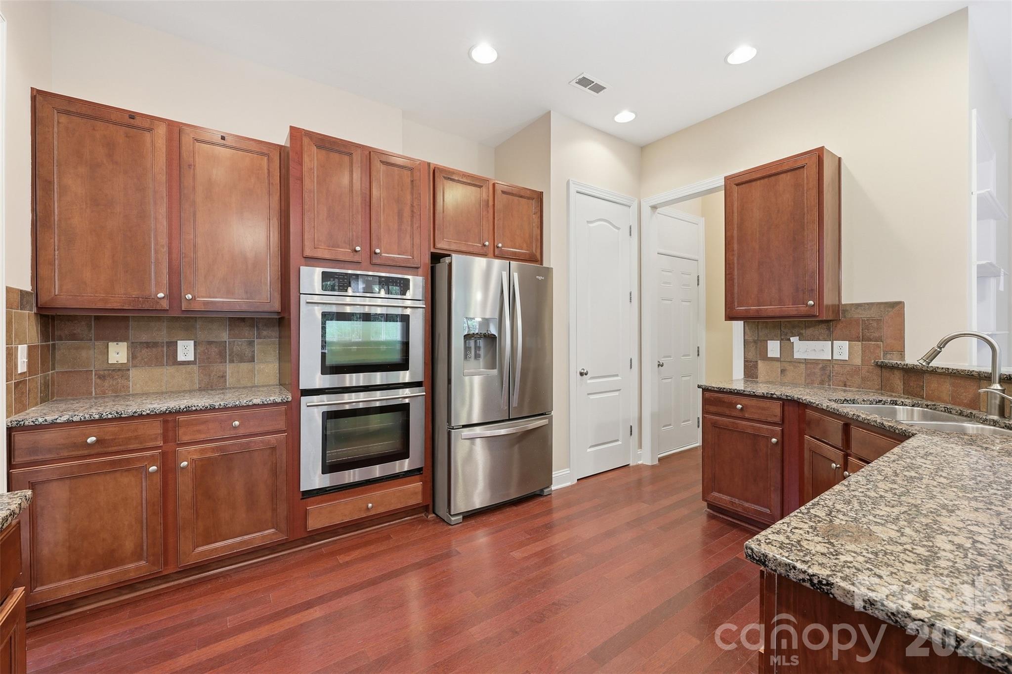 878 Treasure Court — Fort Mill