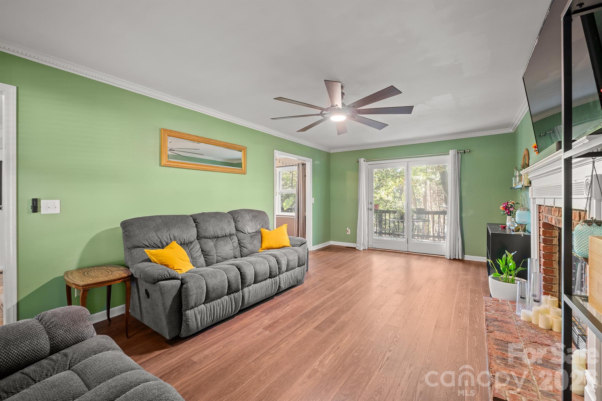 16003 Molokai Drive — Tega Cay