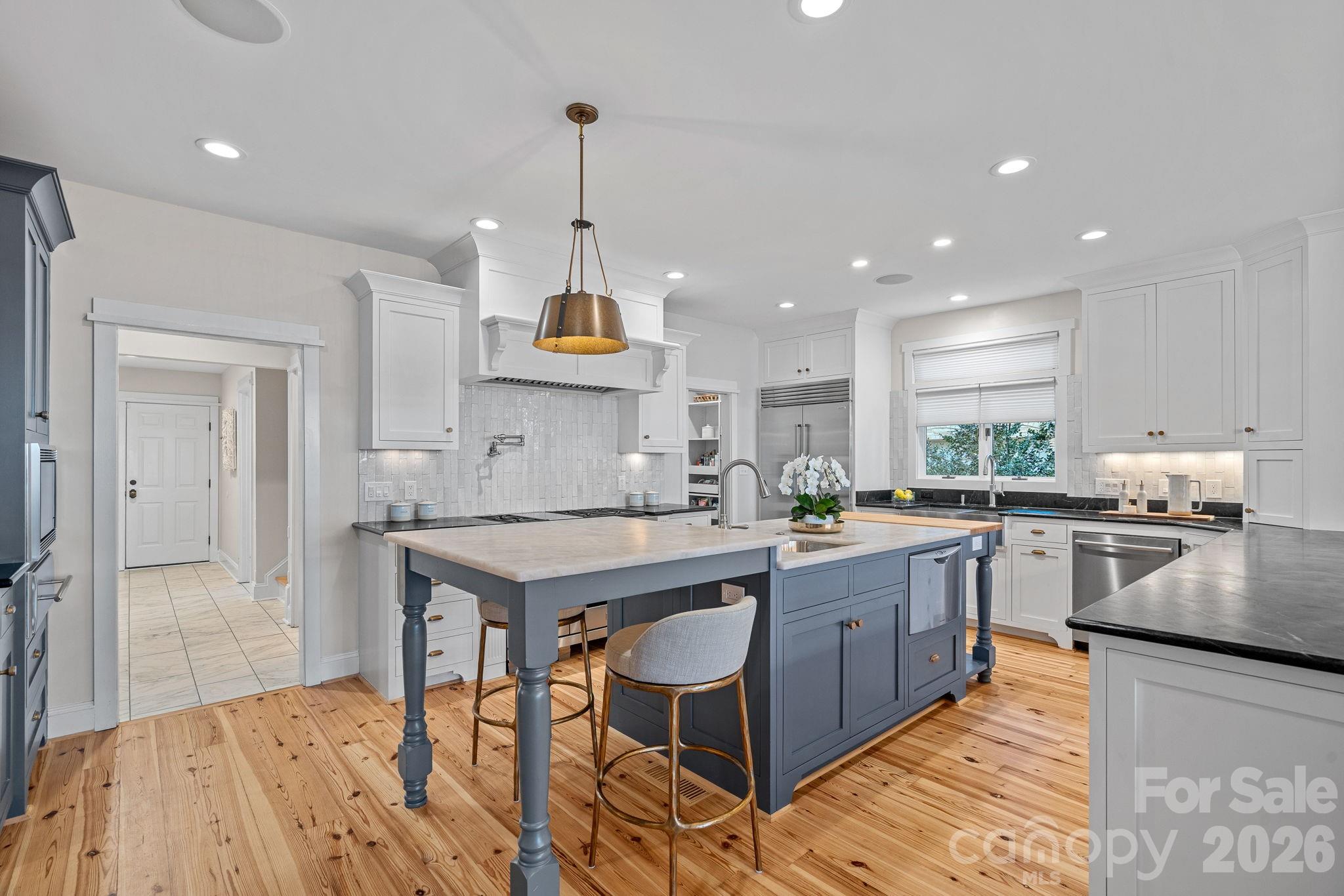 16141 Weatherly Way — Huntersville