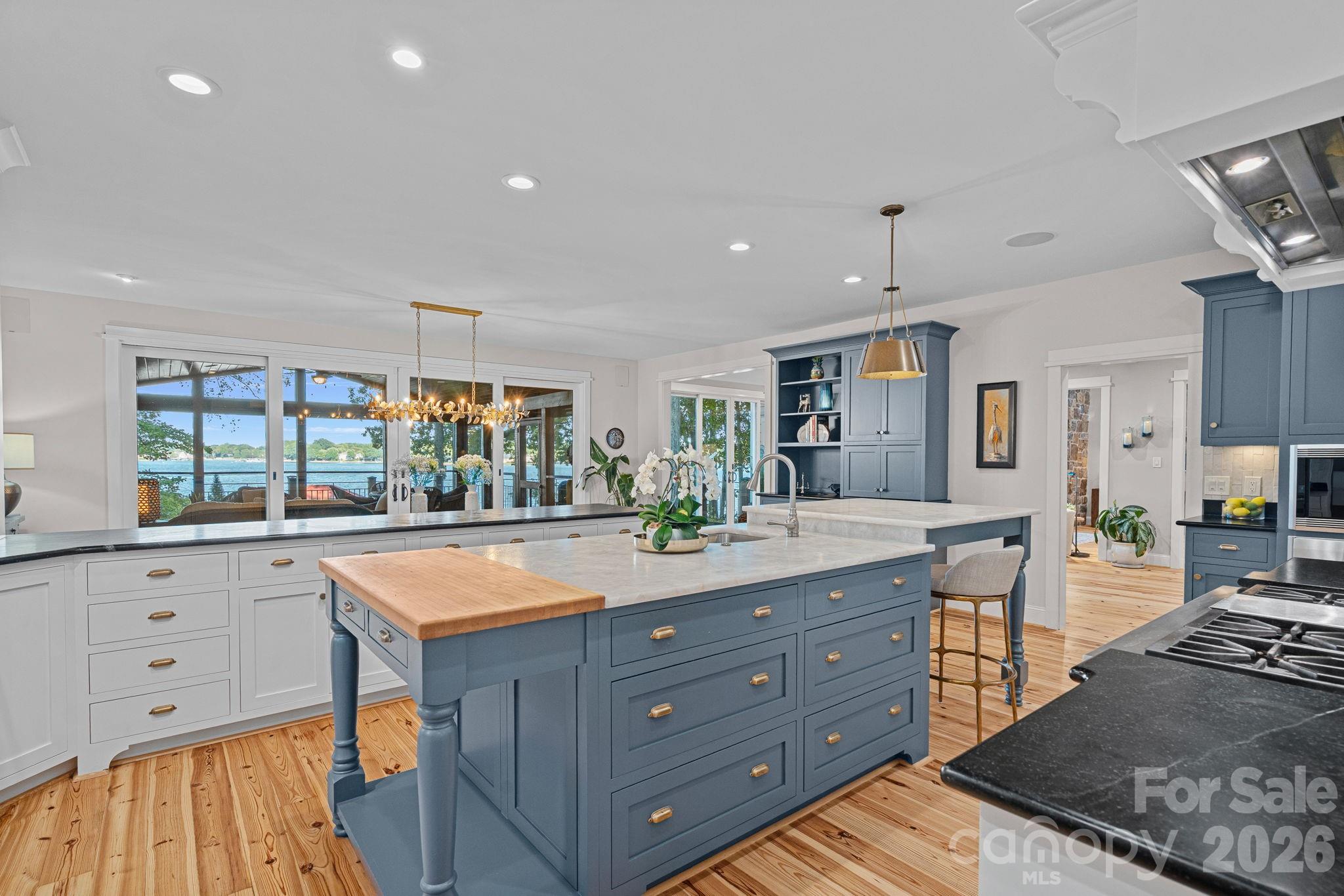 16141 Weatherly Way — Huntersville