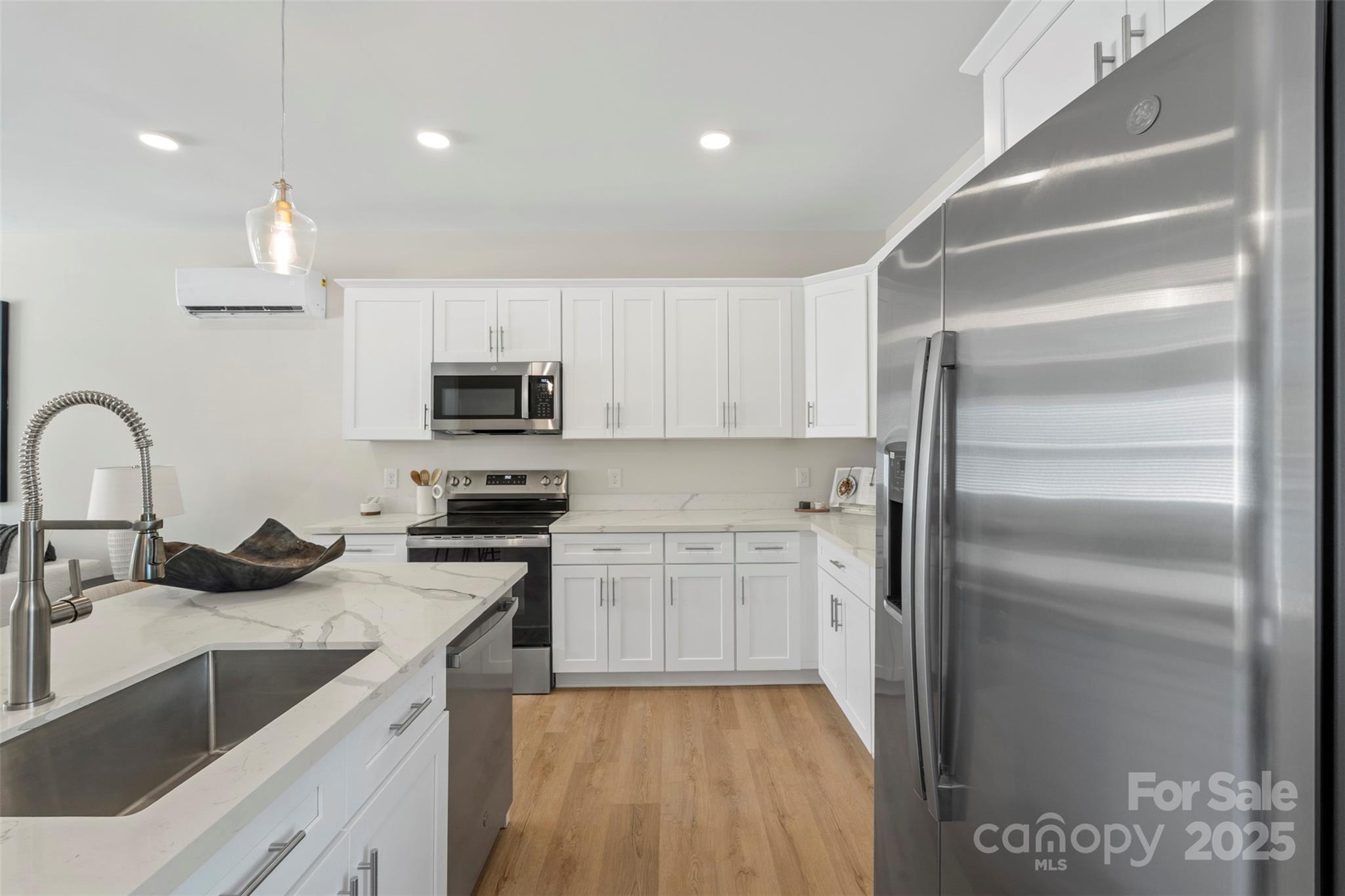 1108 Wonder Way — Charlotte